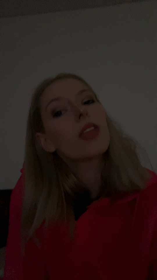 @Celinoxoo 🦋