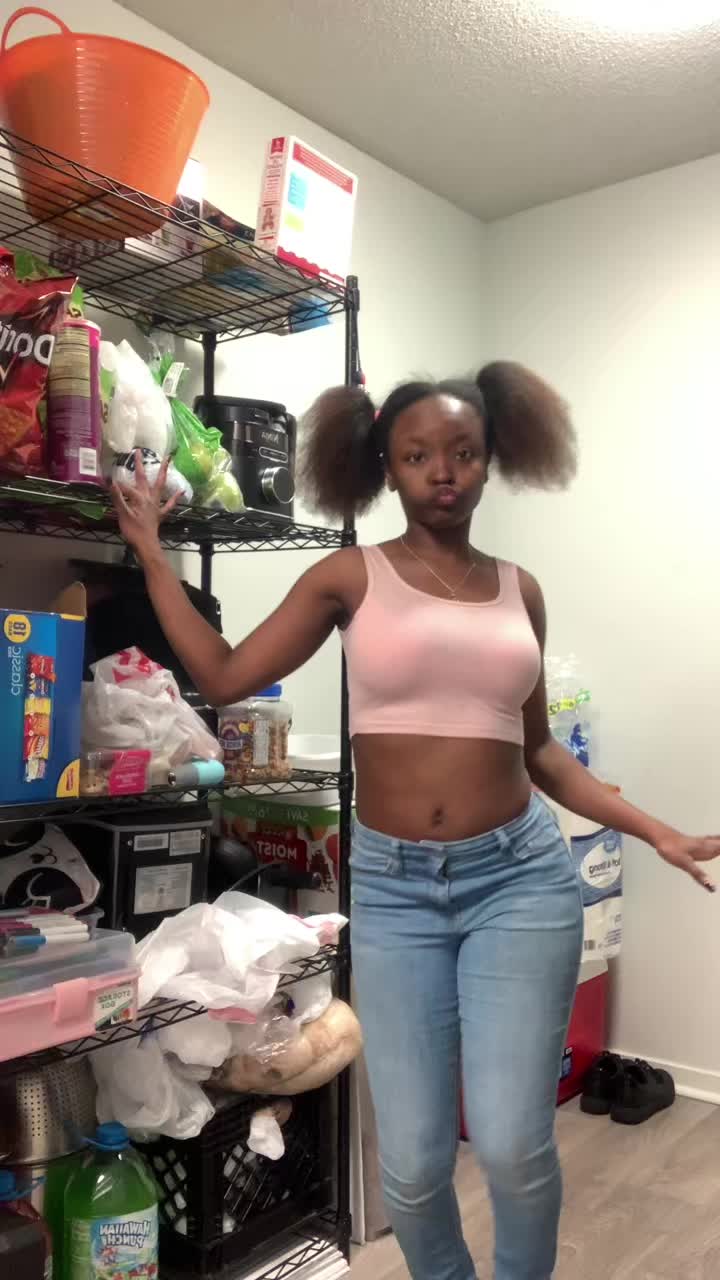 @Kjones_dancer