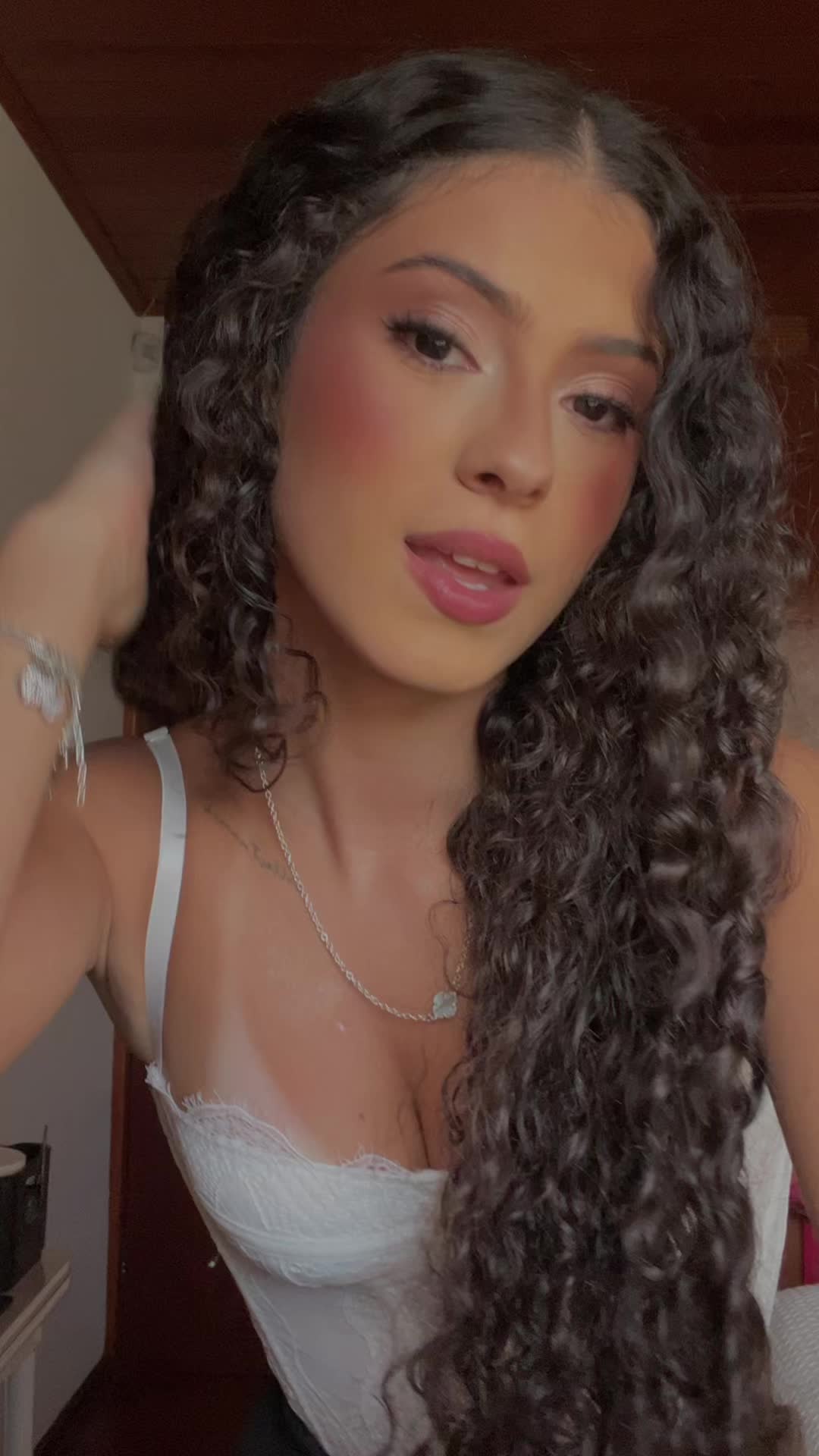 @maduximenes._