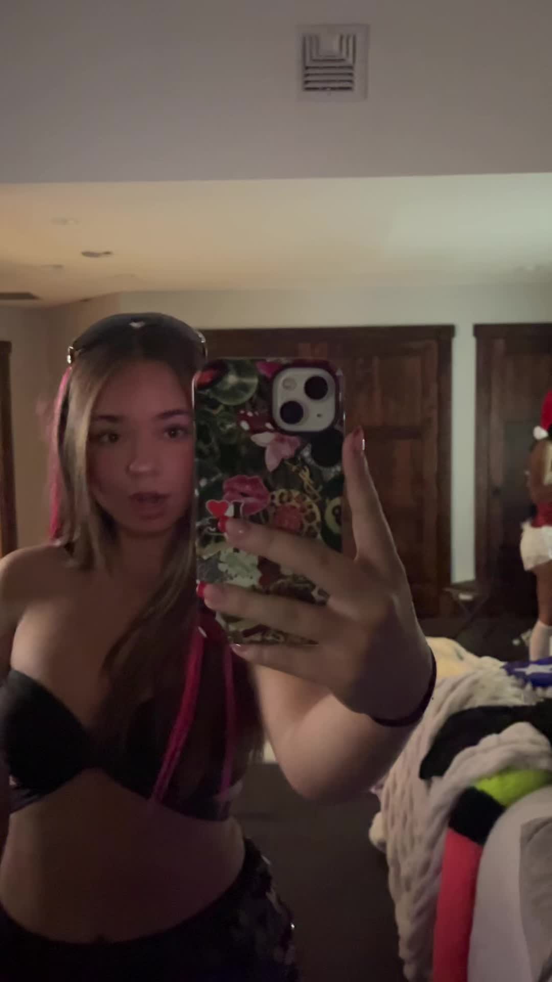 @avacheckeye