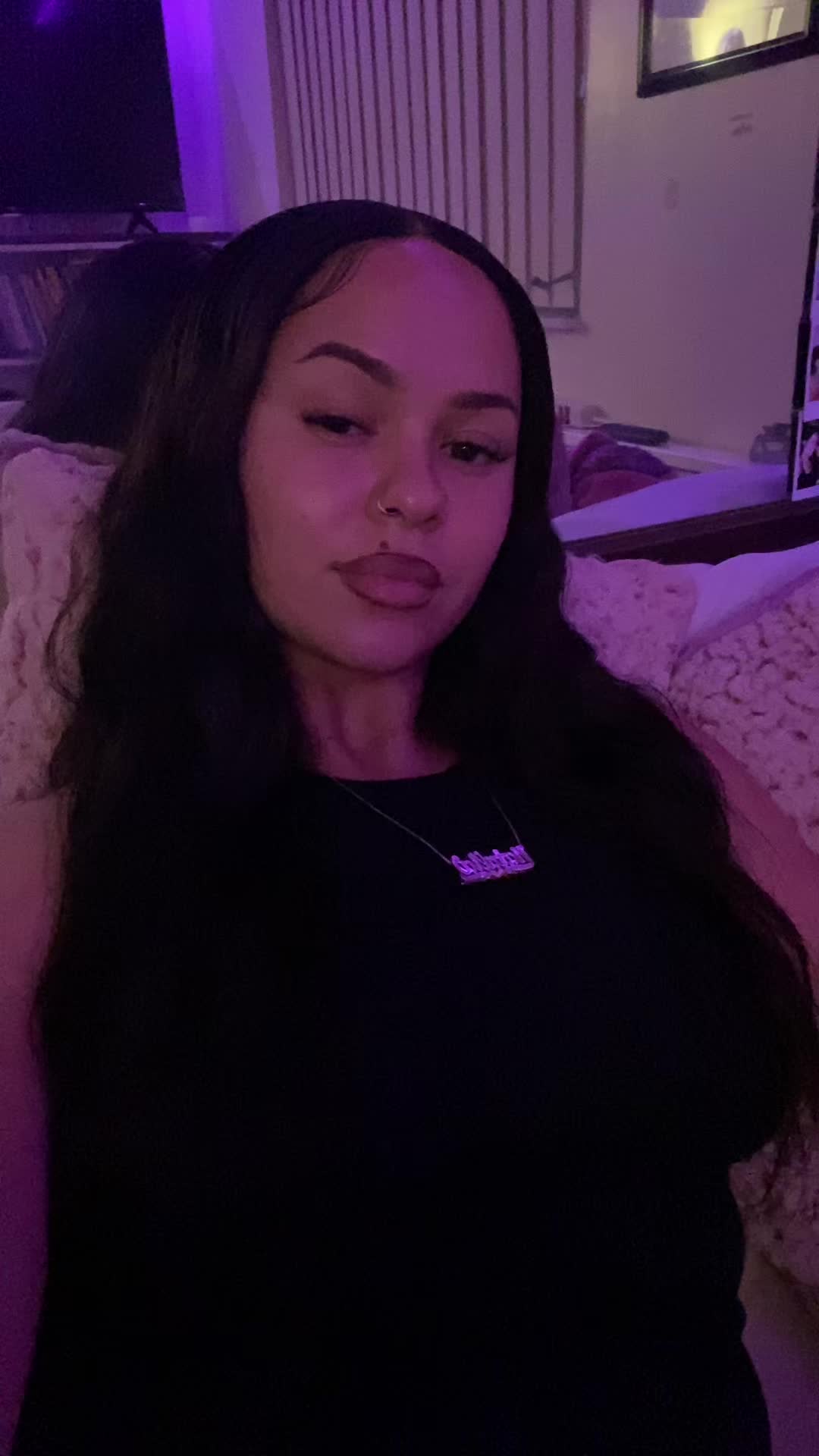 @Divina