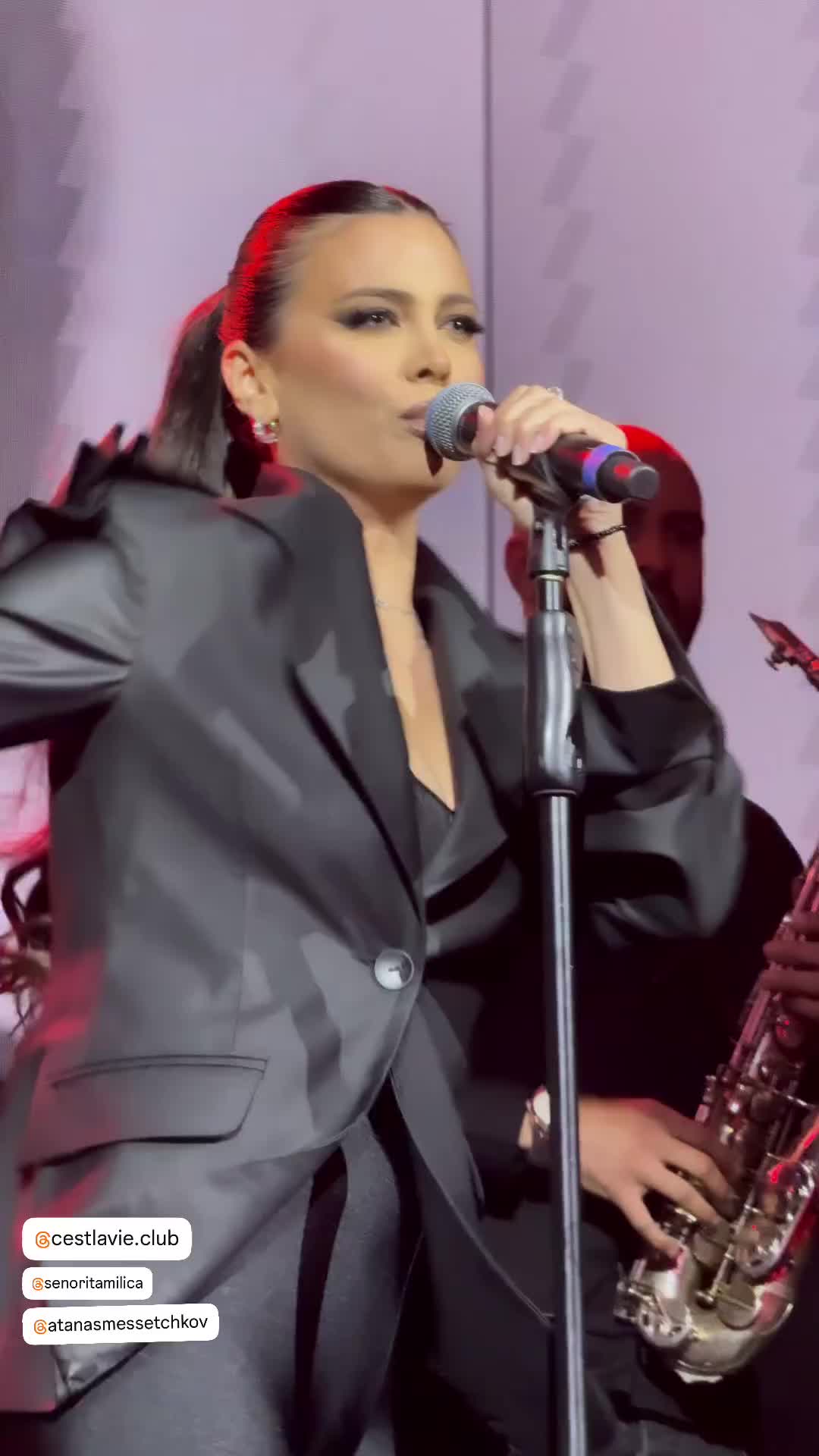 @nastupi_poznatih