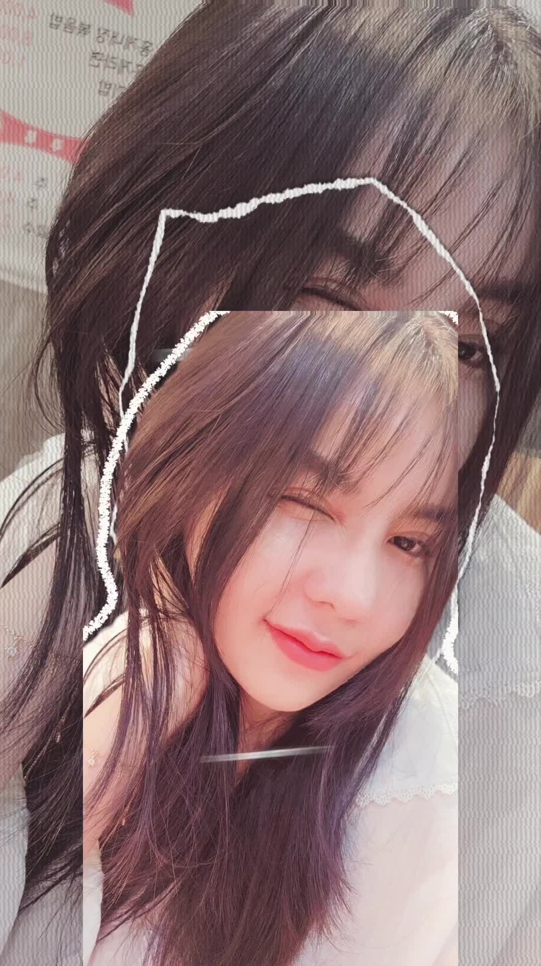 @moonlitlonging0