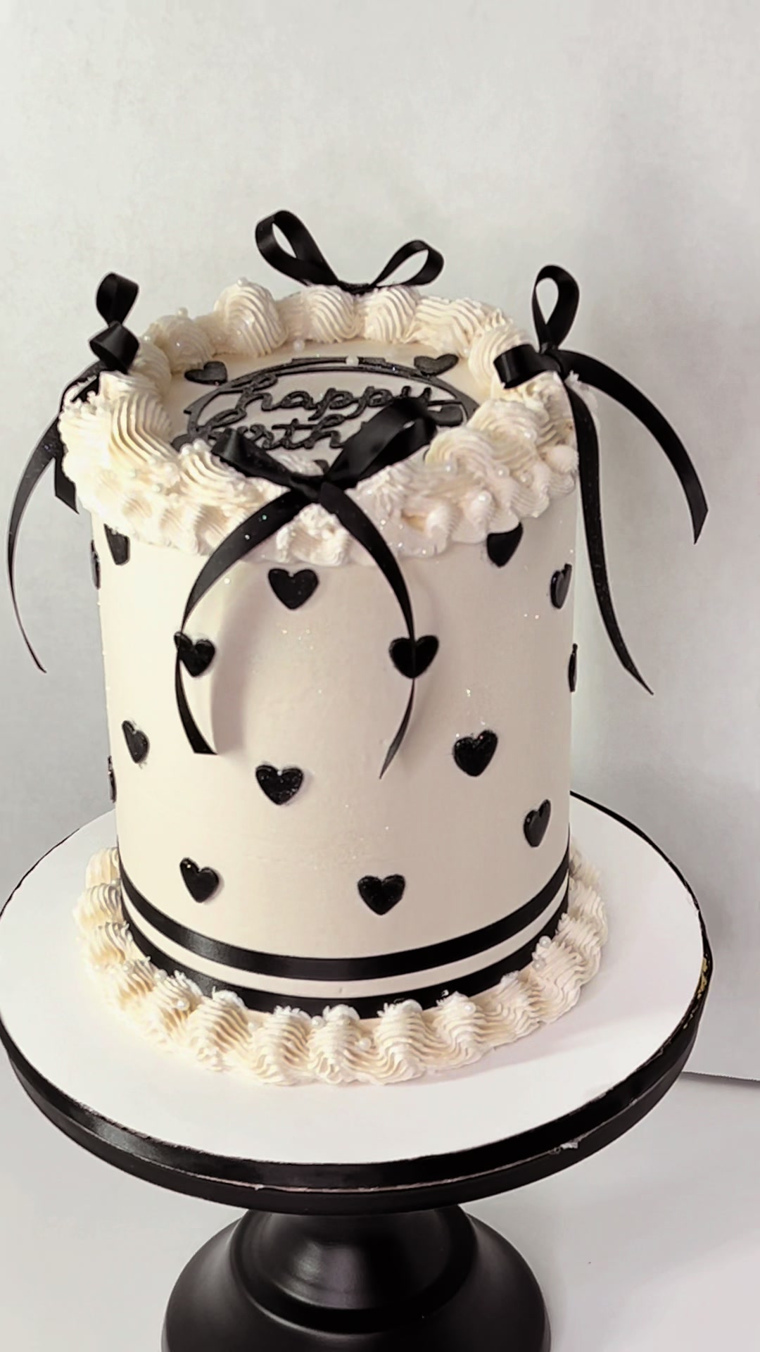 @MICKLIND CAKE BOUTIQUE