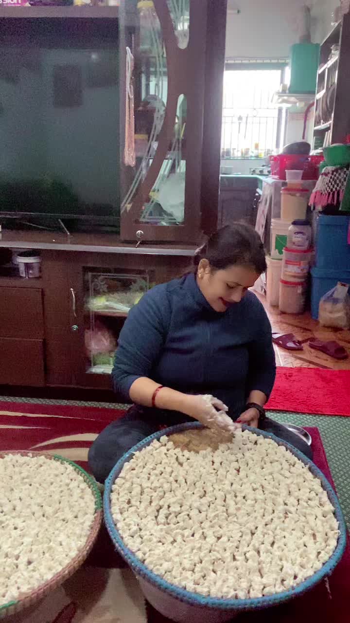 @सुमित्रा कंडेल