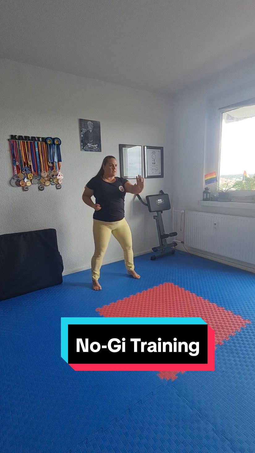 @Strong Karate Girl