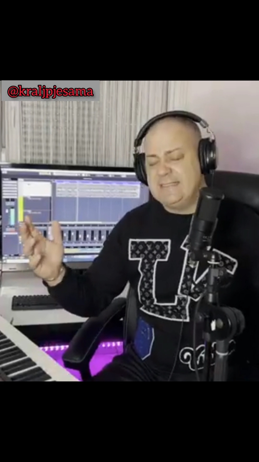 @kraljpjesama