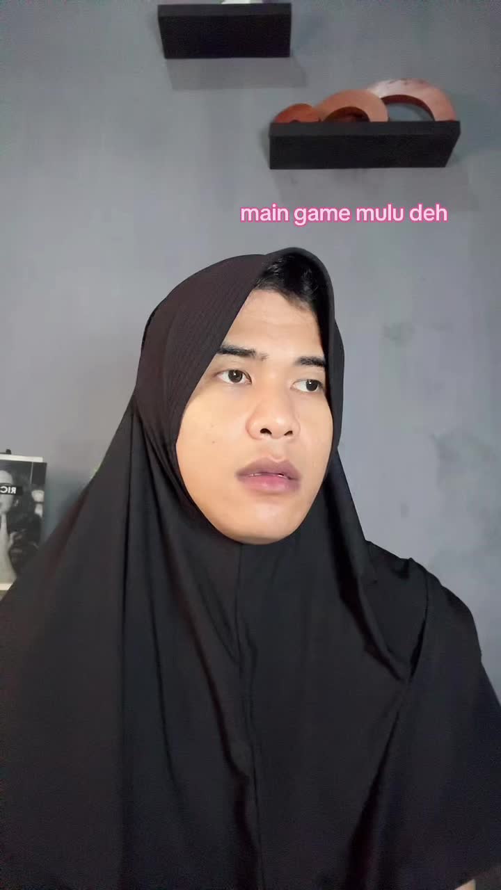 @bis