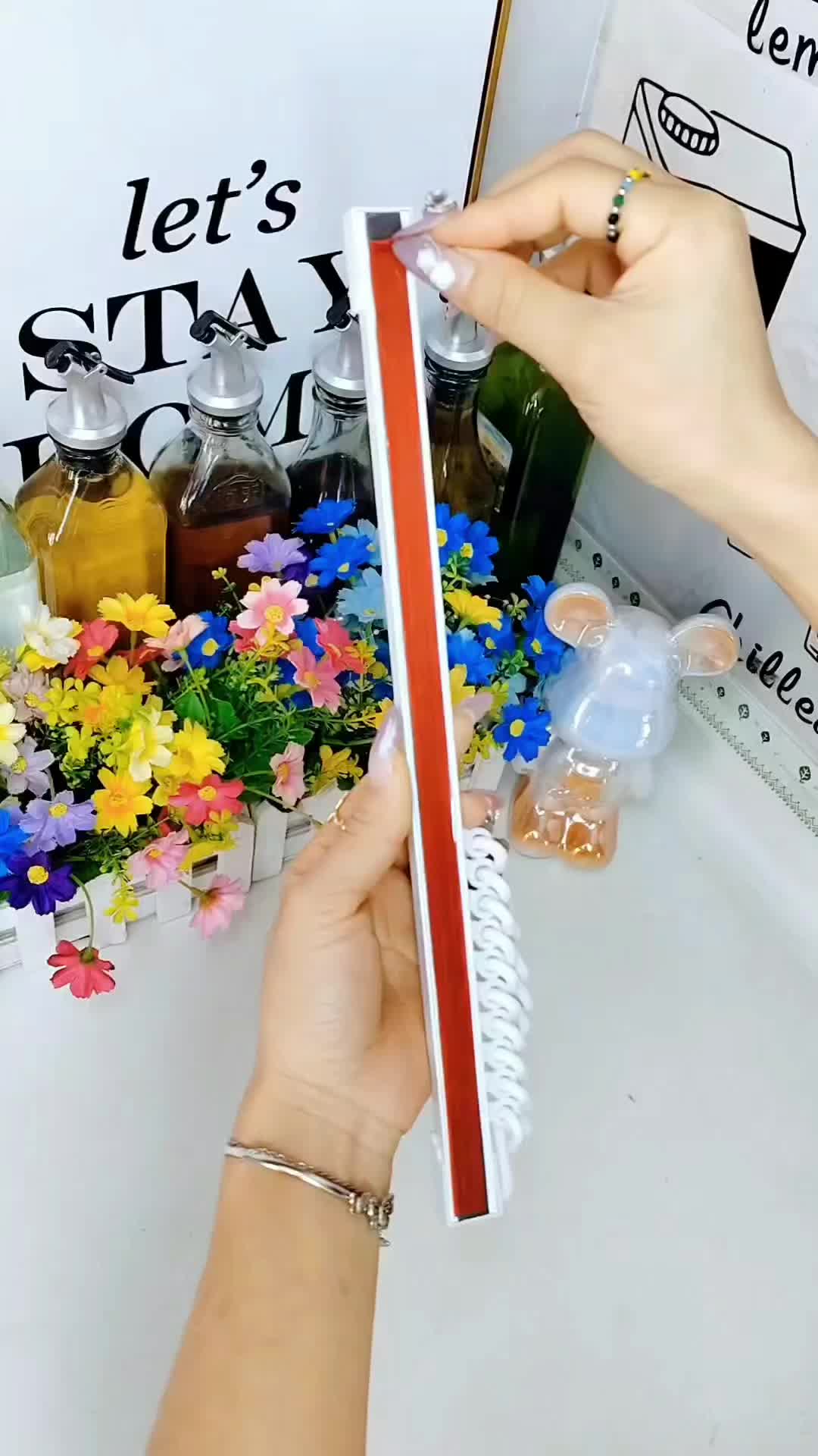 @Livelifehacks