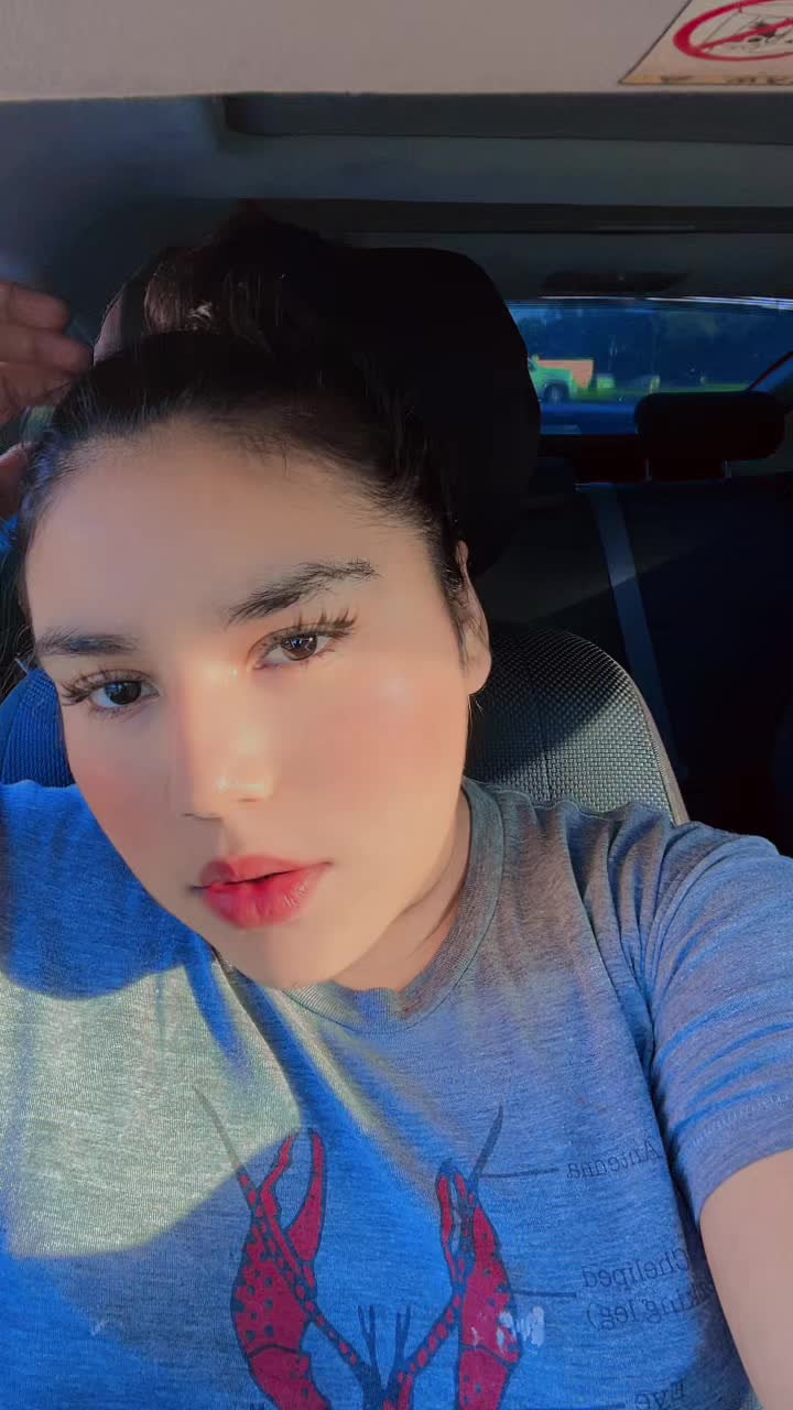 @nayecm__25