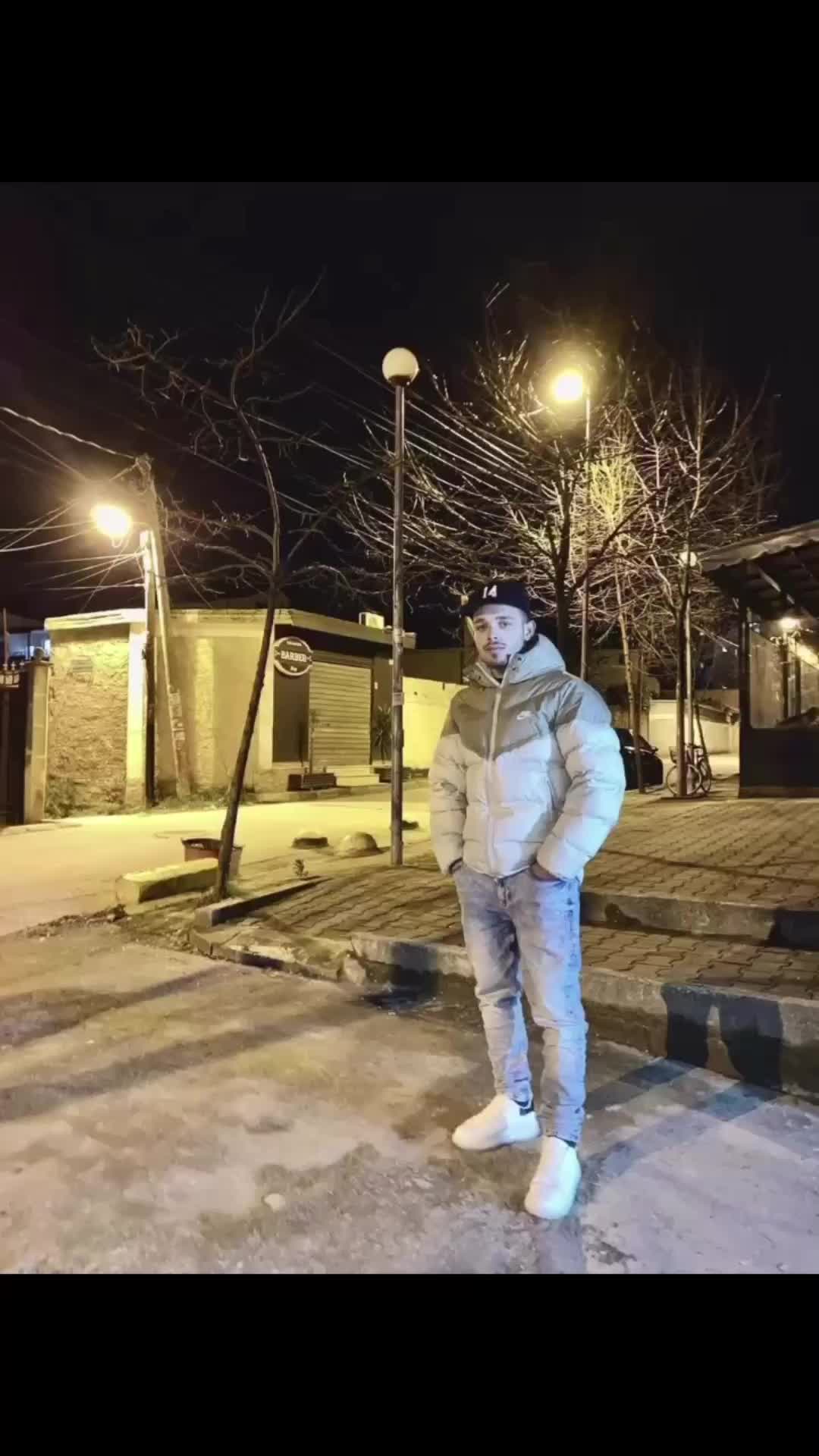@santi tahiri