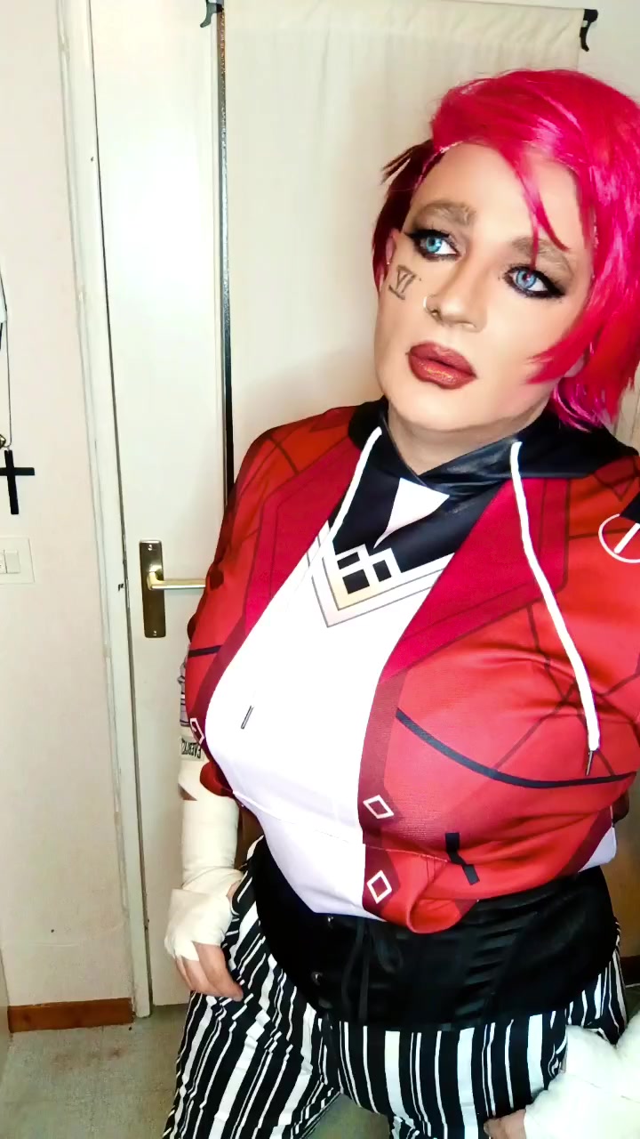 @Isabella