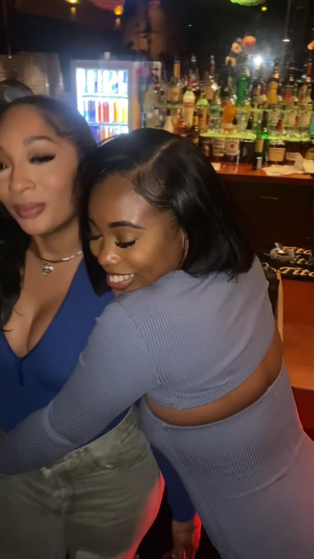 @Vonjovieee