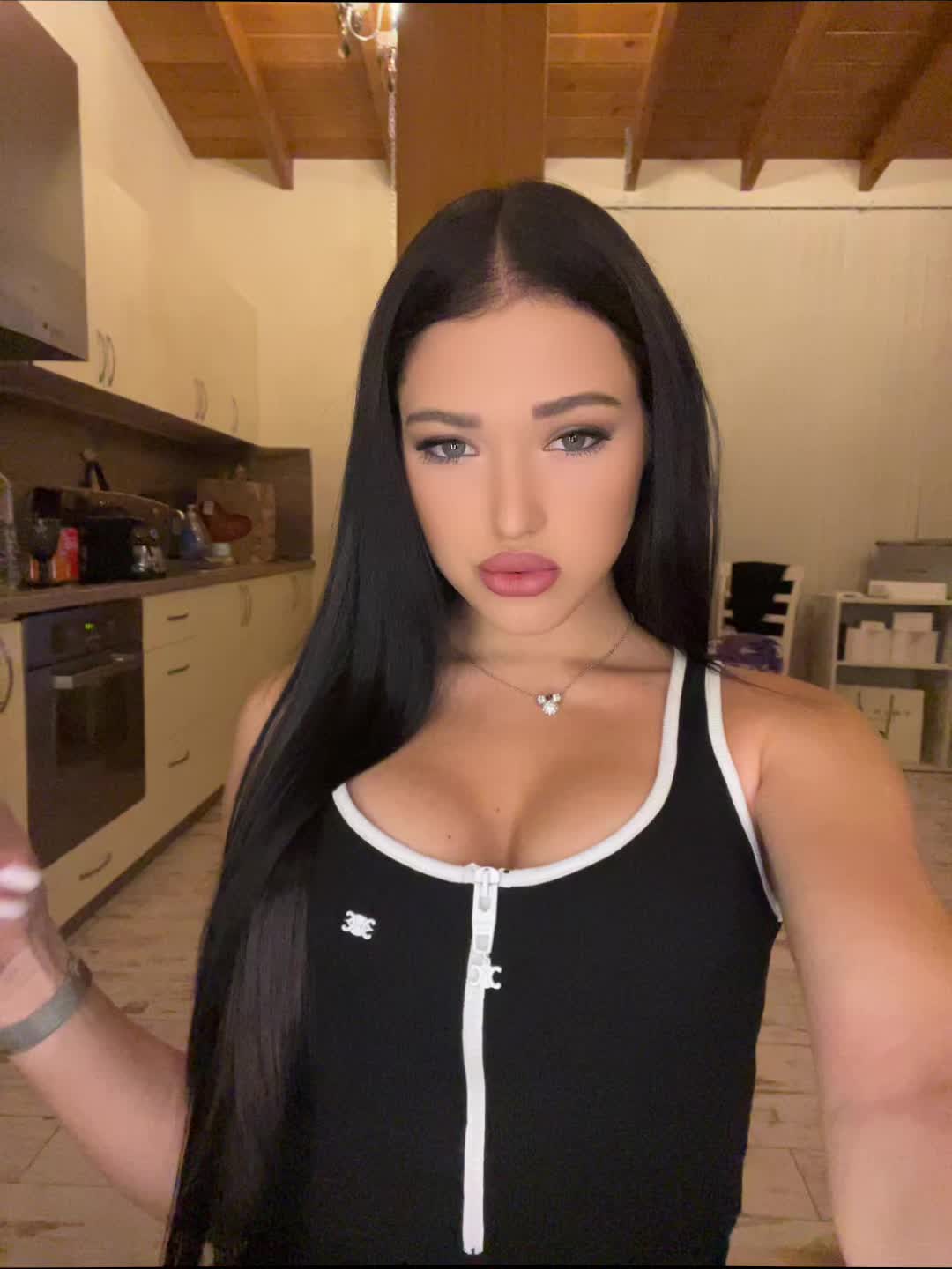 @patrisiq___