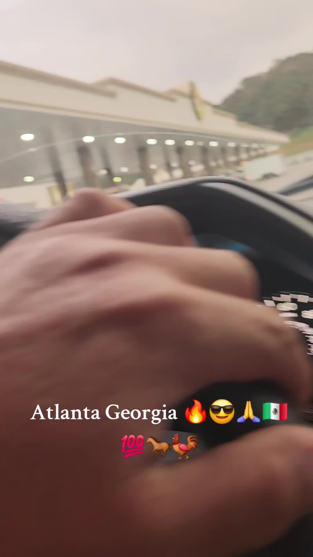 @Pablo Anguiano275