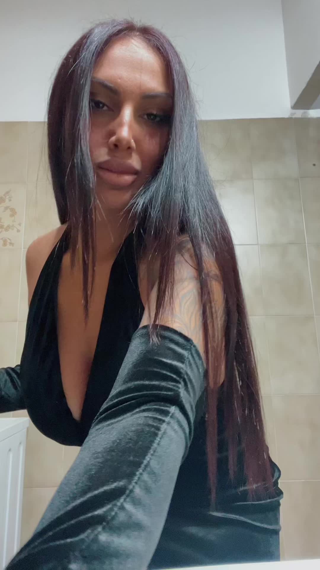 @Martina🥀
