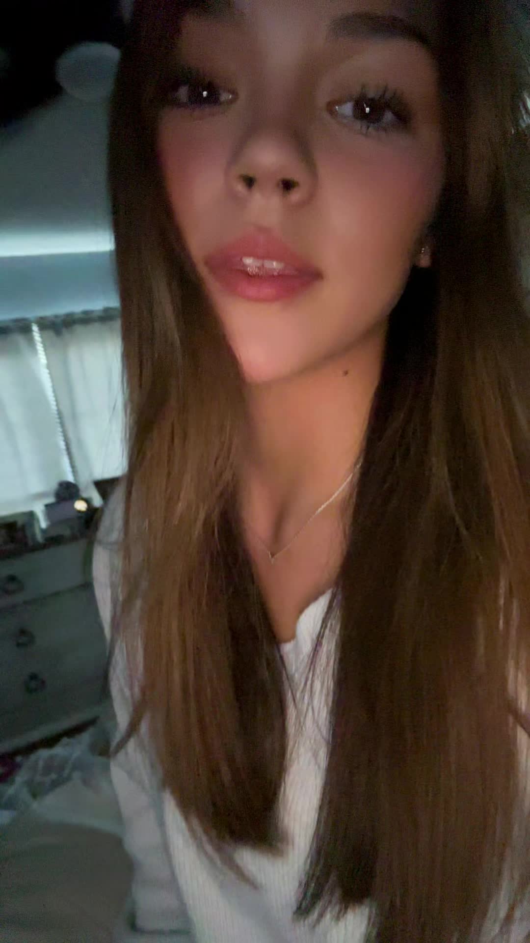 @e