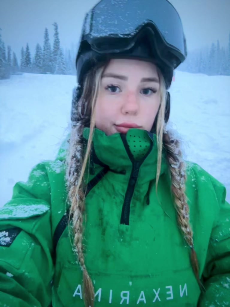 @Nexarina (Mikayla Balfour)