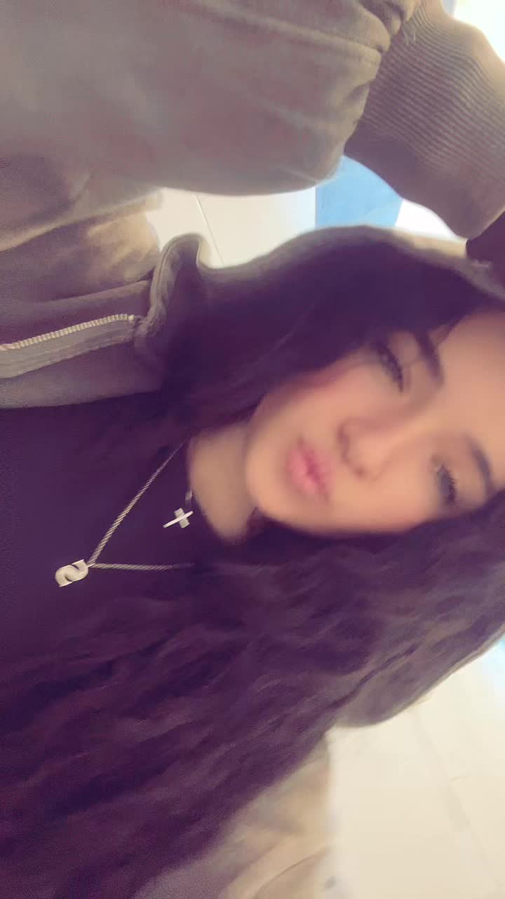 @𝓼𝓲𝓻𝓲𝓪 𝓵𝓮𝓸𝓷𝓮🖤