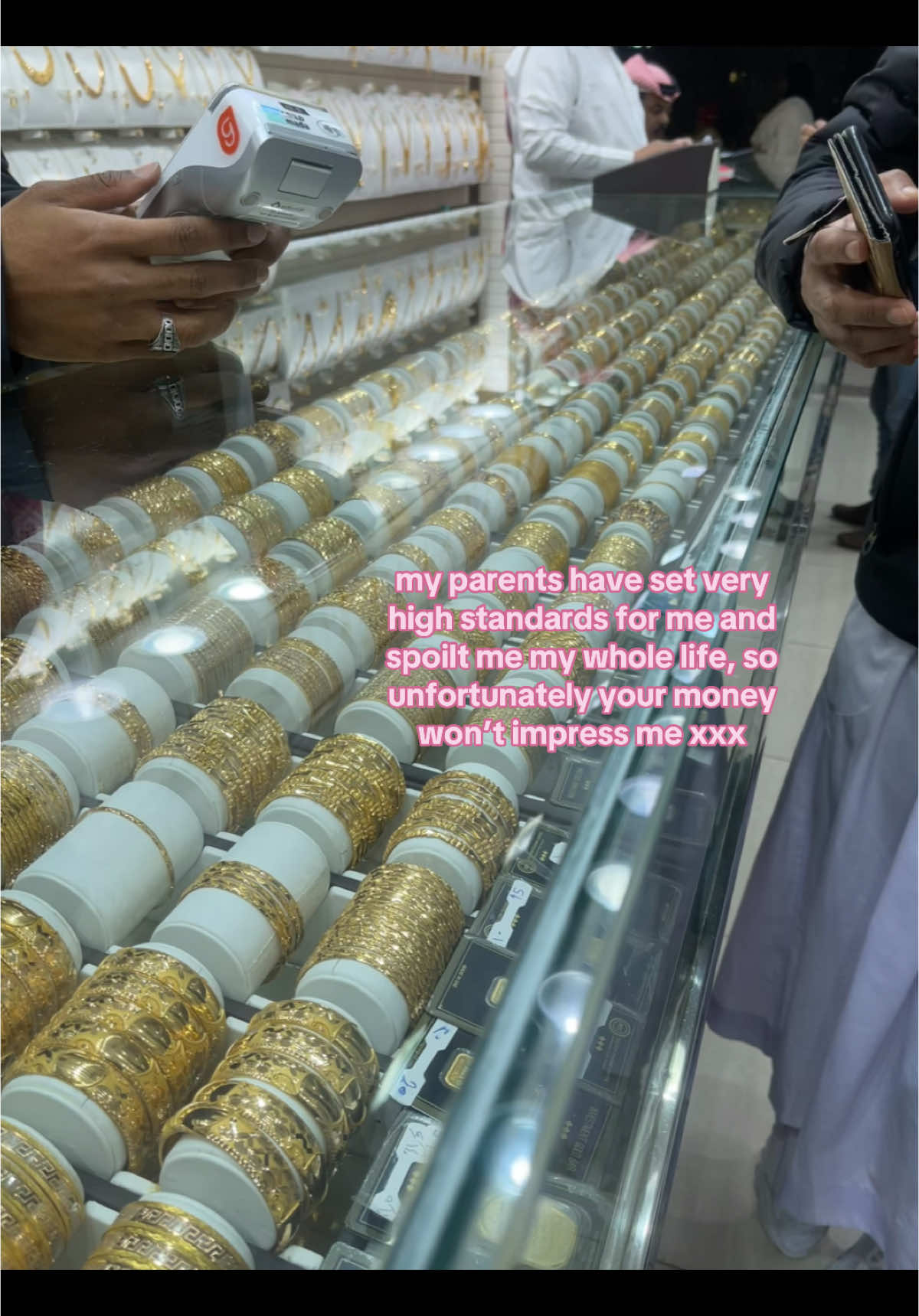 @انايا🎀