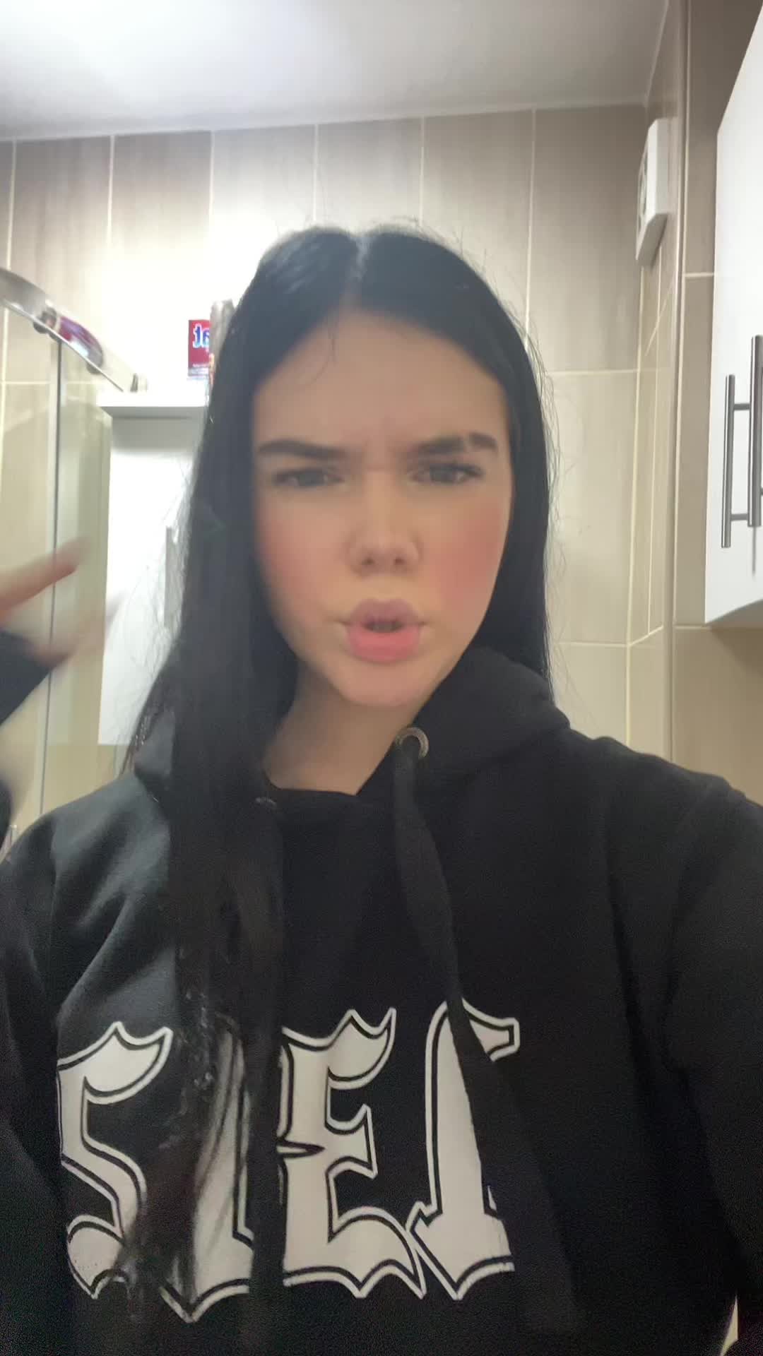 @👸🏻