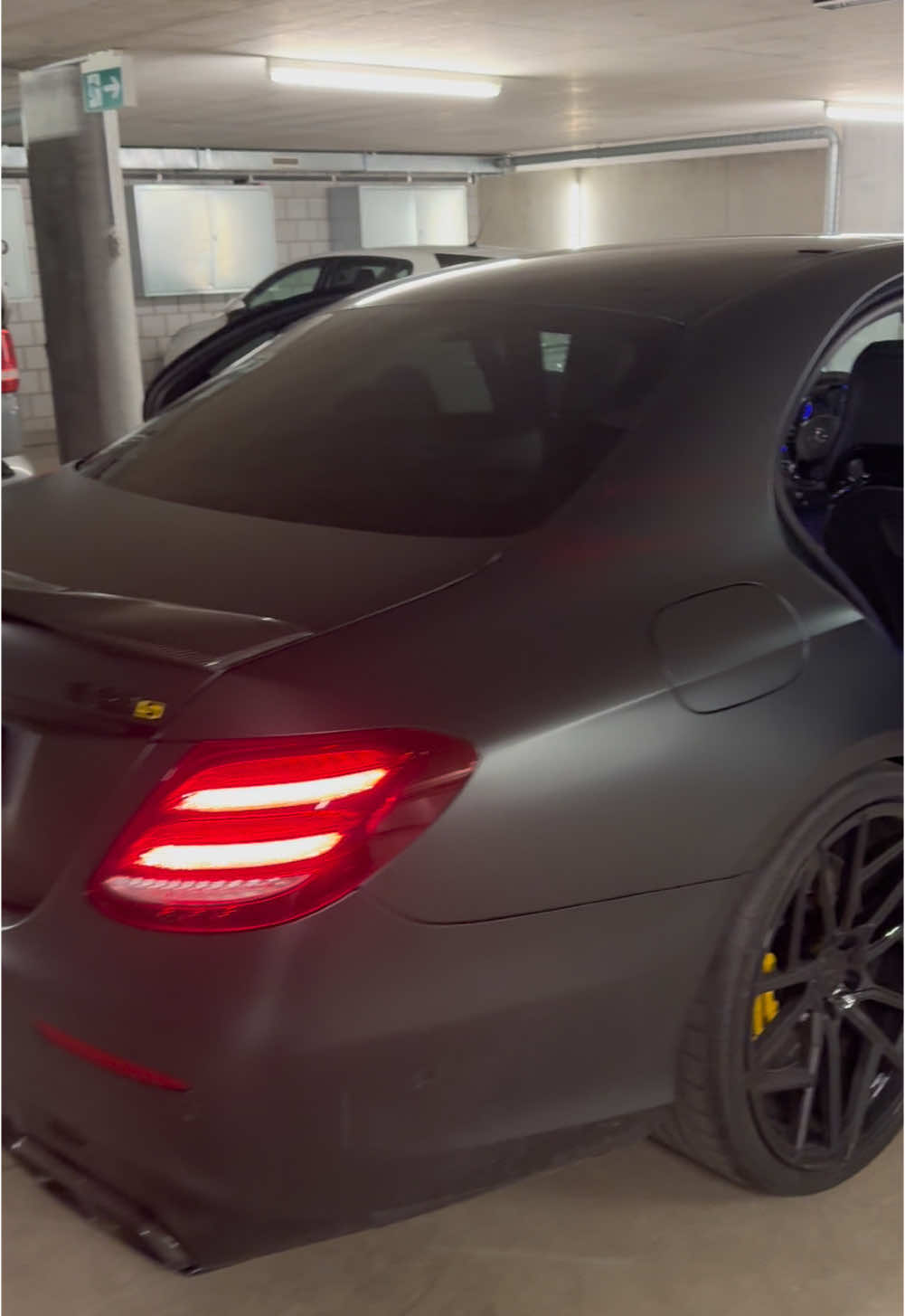 @e63s🦍