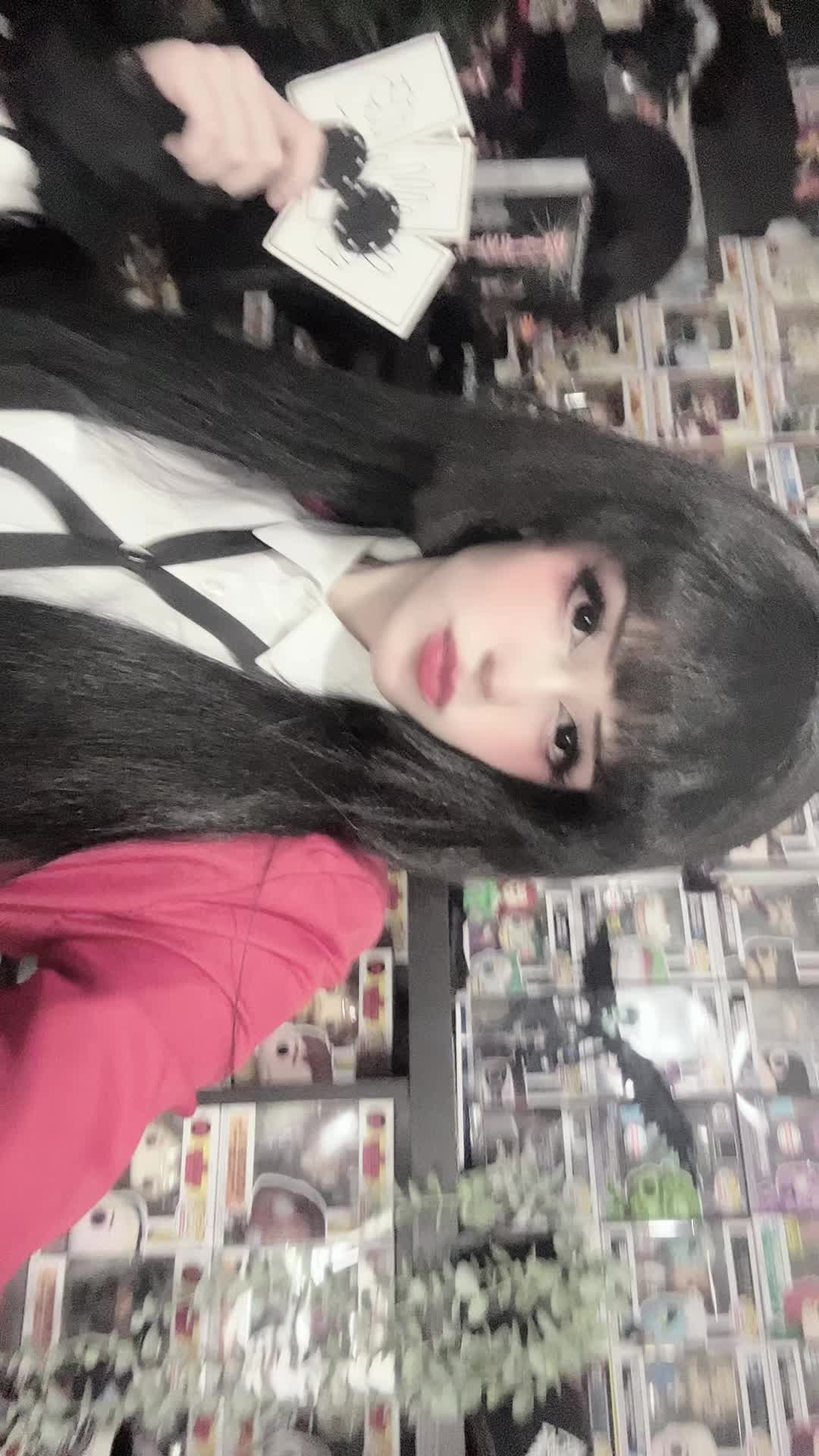 @🖤𝓢𝓸𝓹𝓱🖤