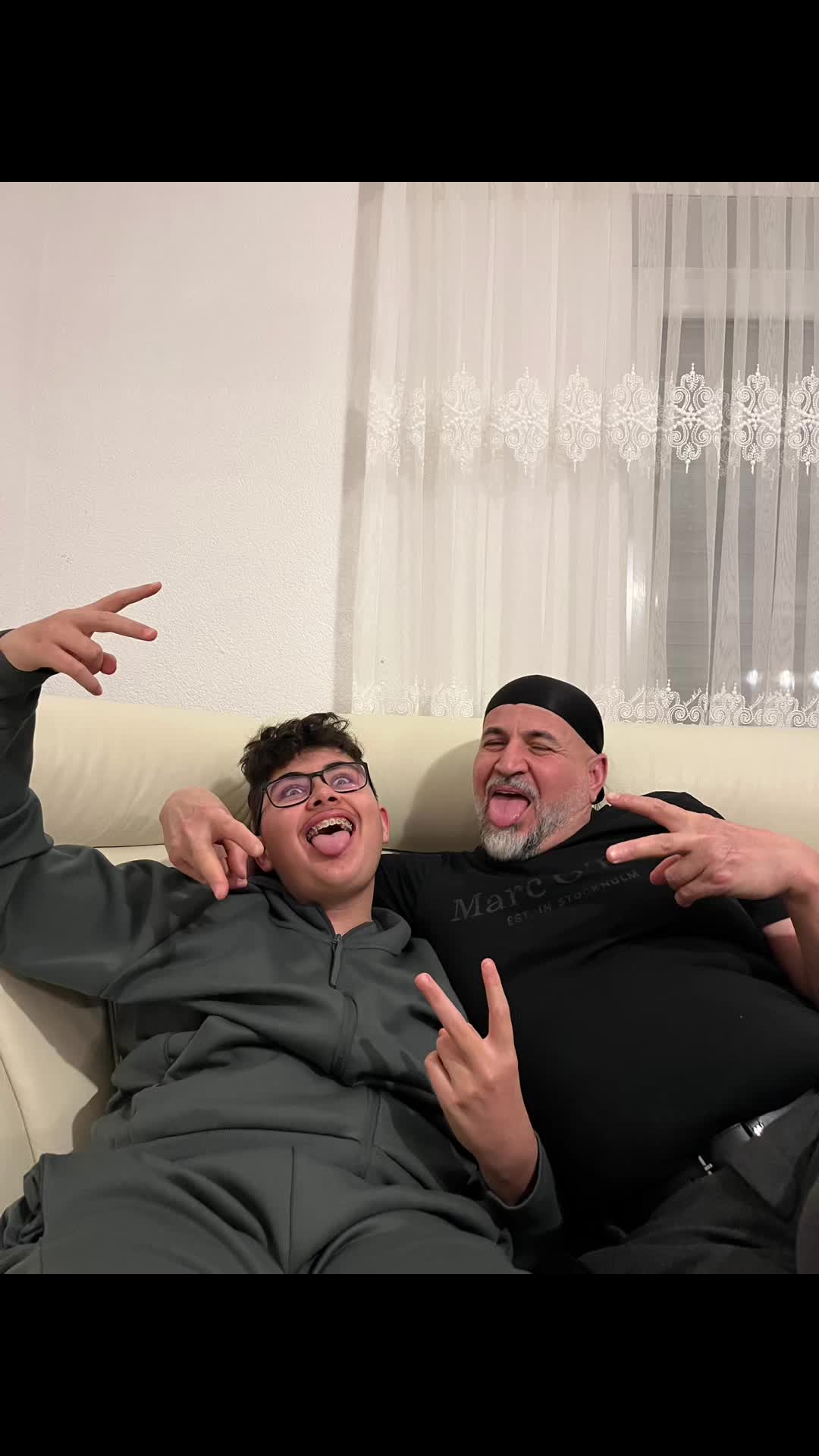 @delıdolu_hemdecokdolu
