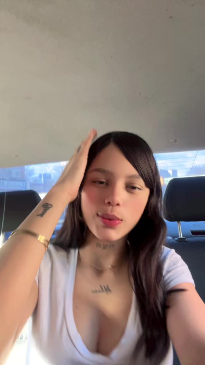 @Valentina