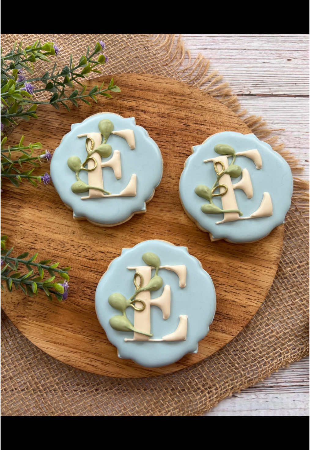 @sweetcrumbs.designs
