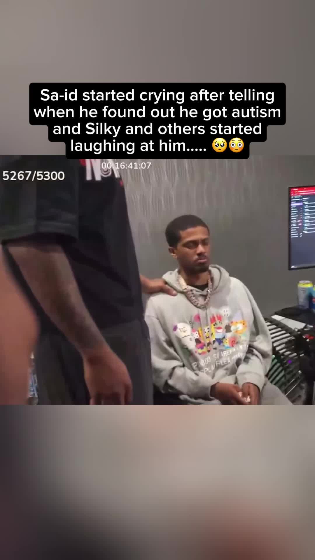 @authorrclips_