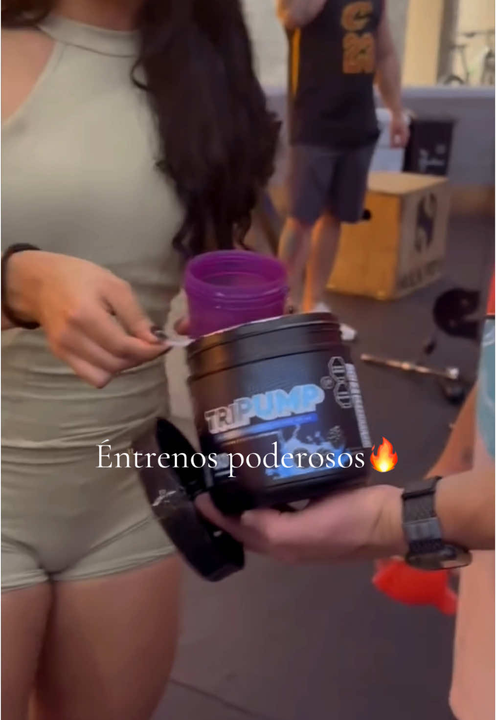 @bymarianaberon