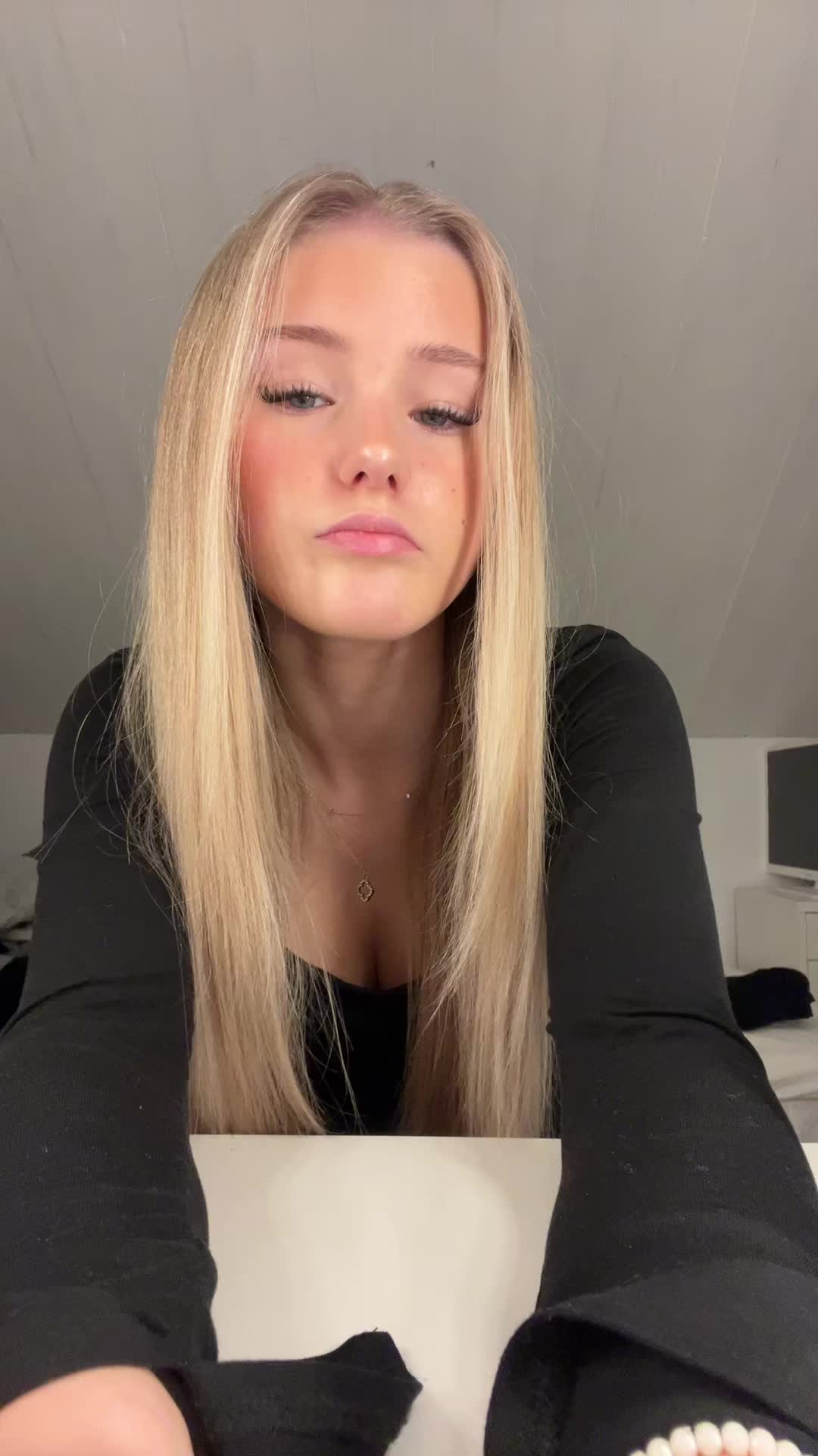 @𝒯𝒽𝒾𝓁𝒾𝒶♡︎