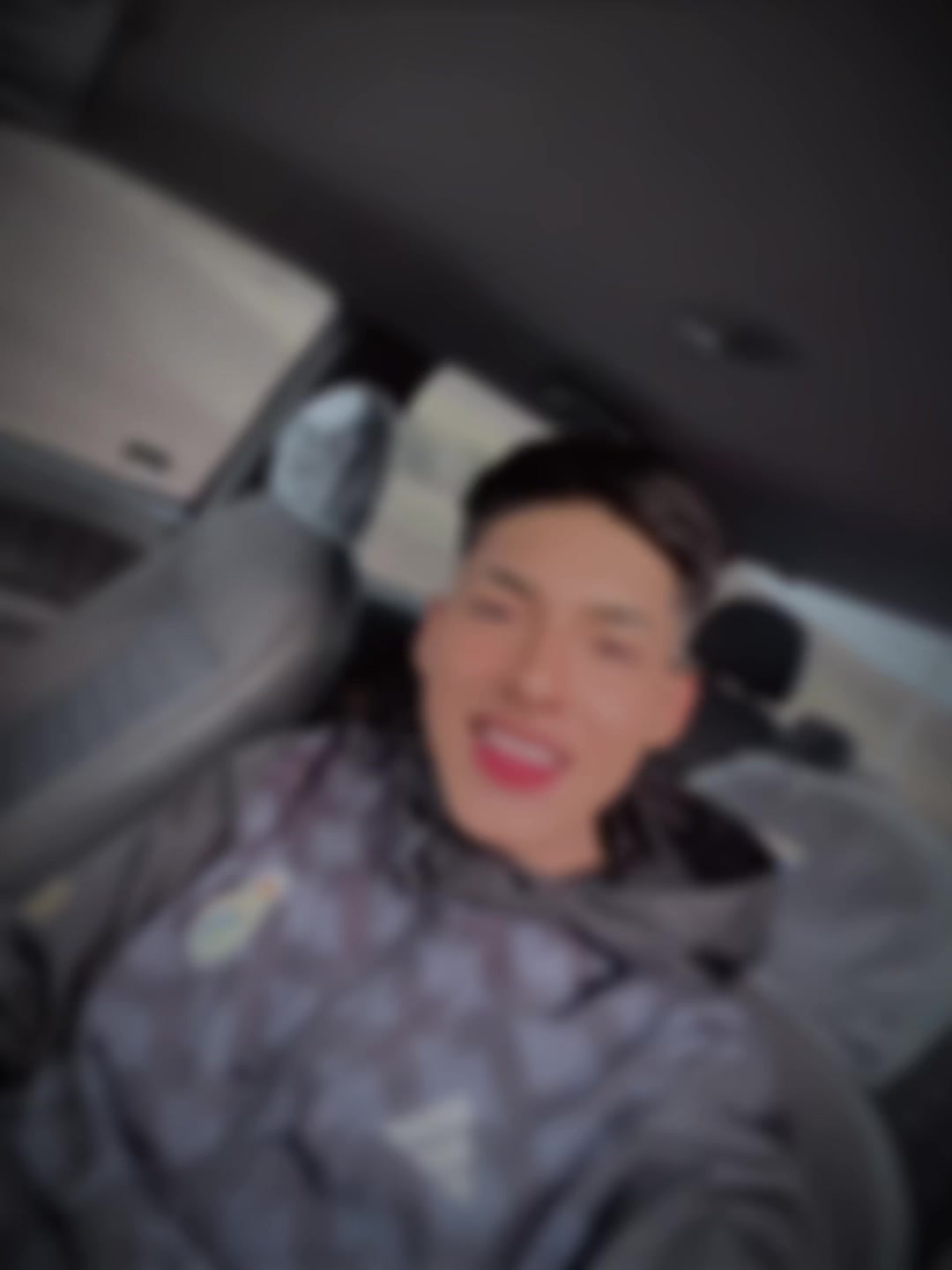 @John🪫16
