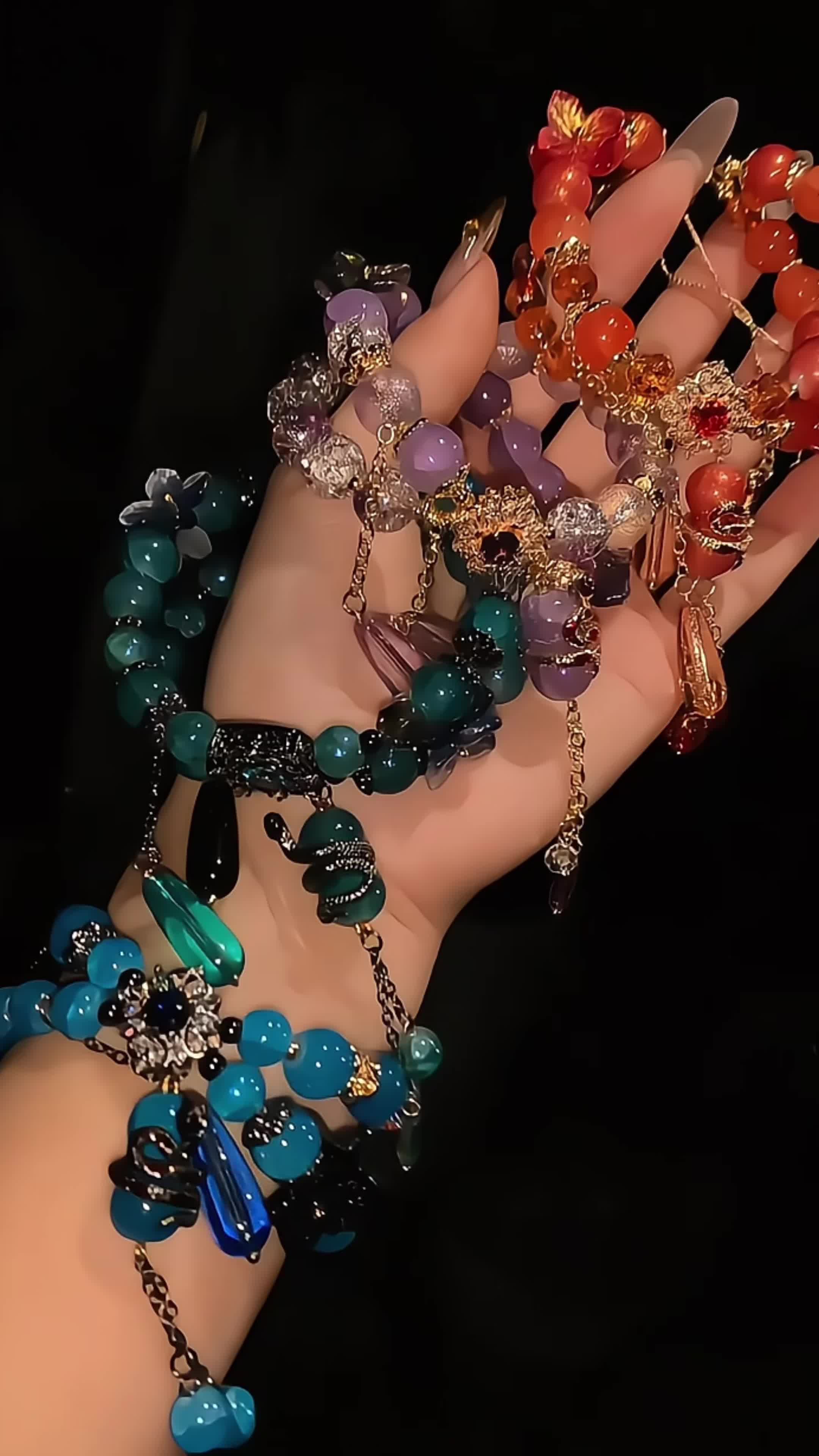@hello.beaded