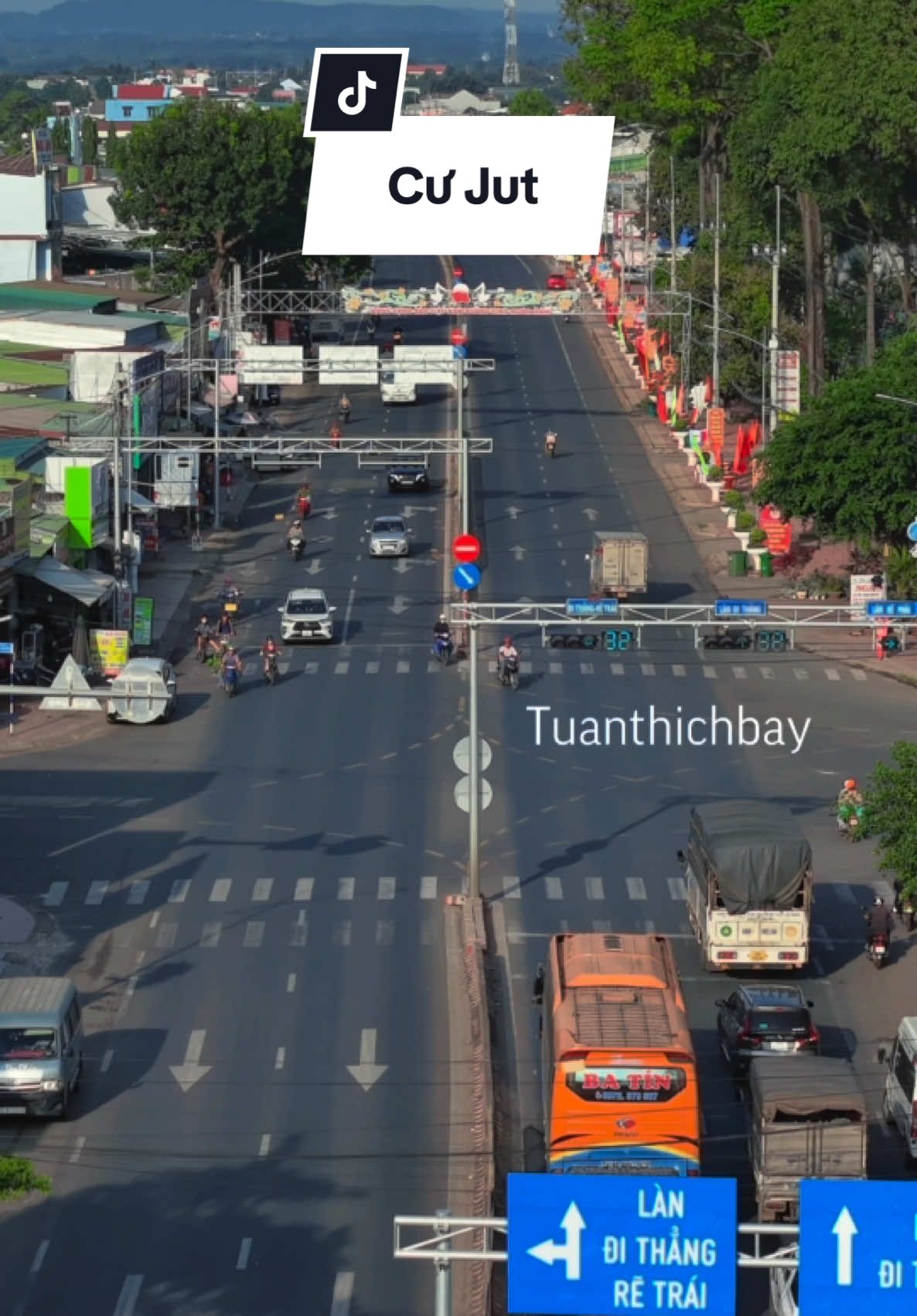 @Tuấn th&iacute;ch bay