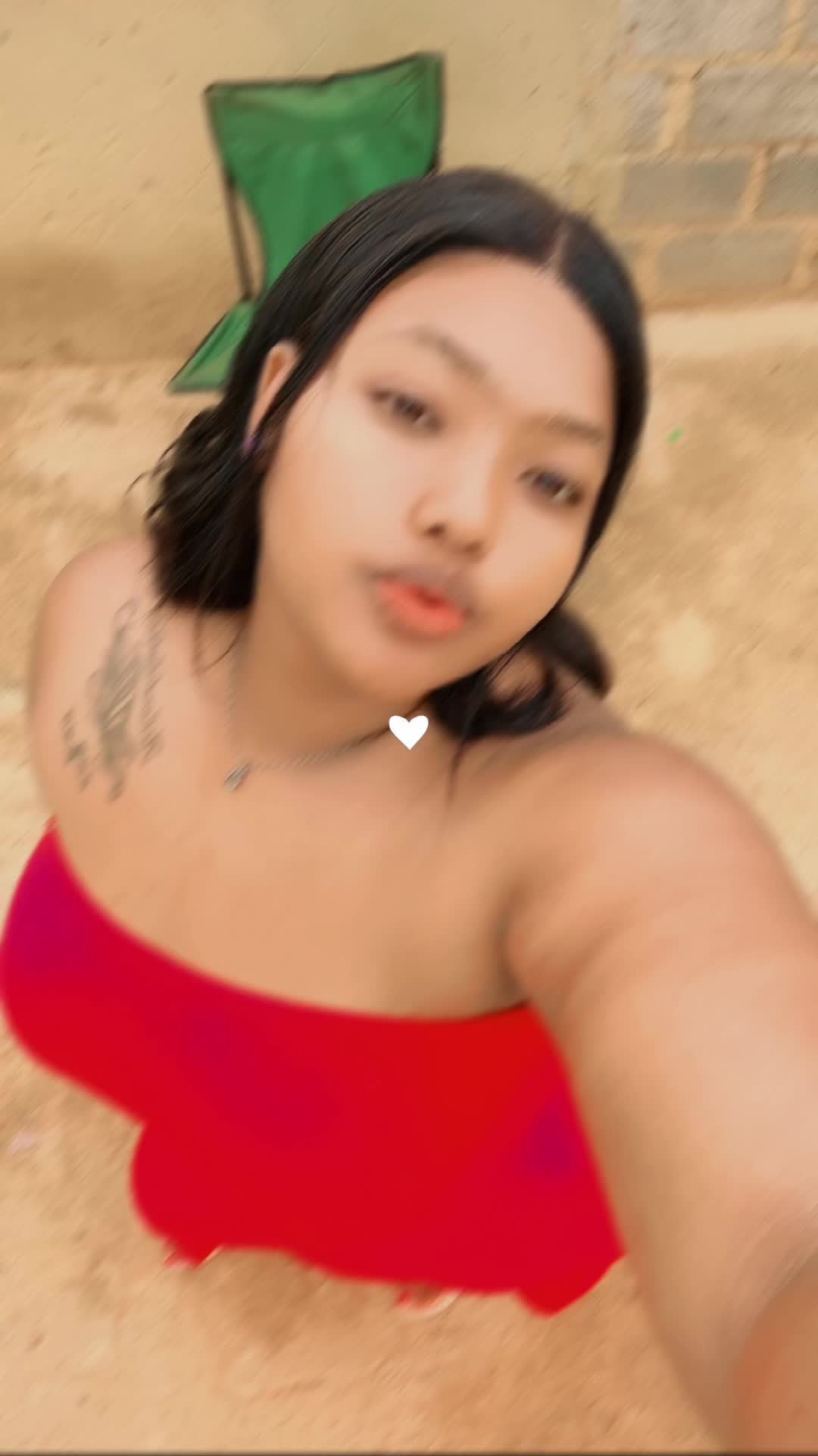 @candy_larose
