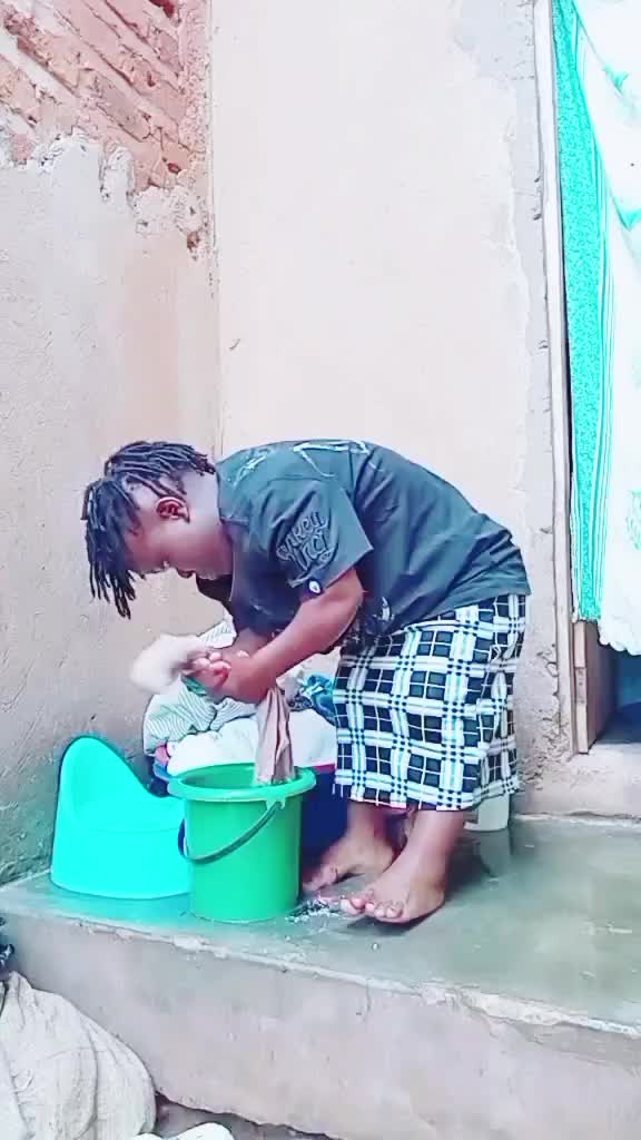 @Rashidah UG 🇺🇬