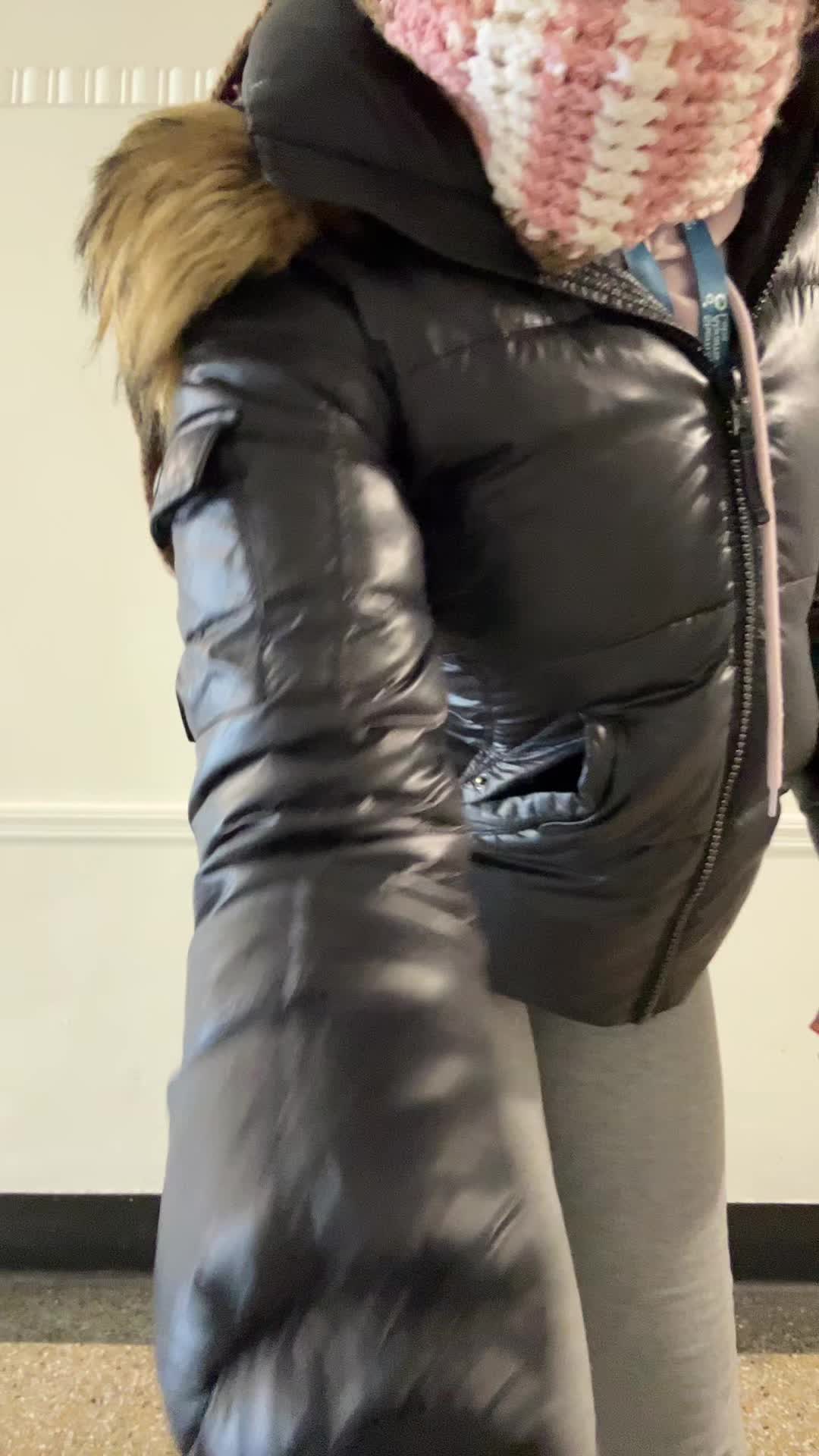 @desdabaddie