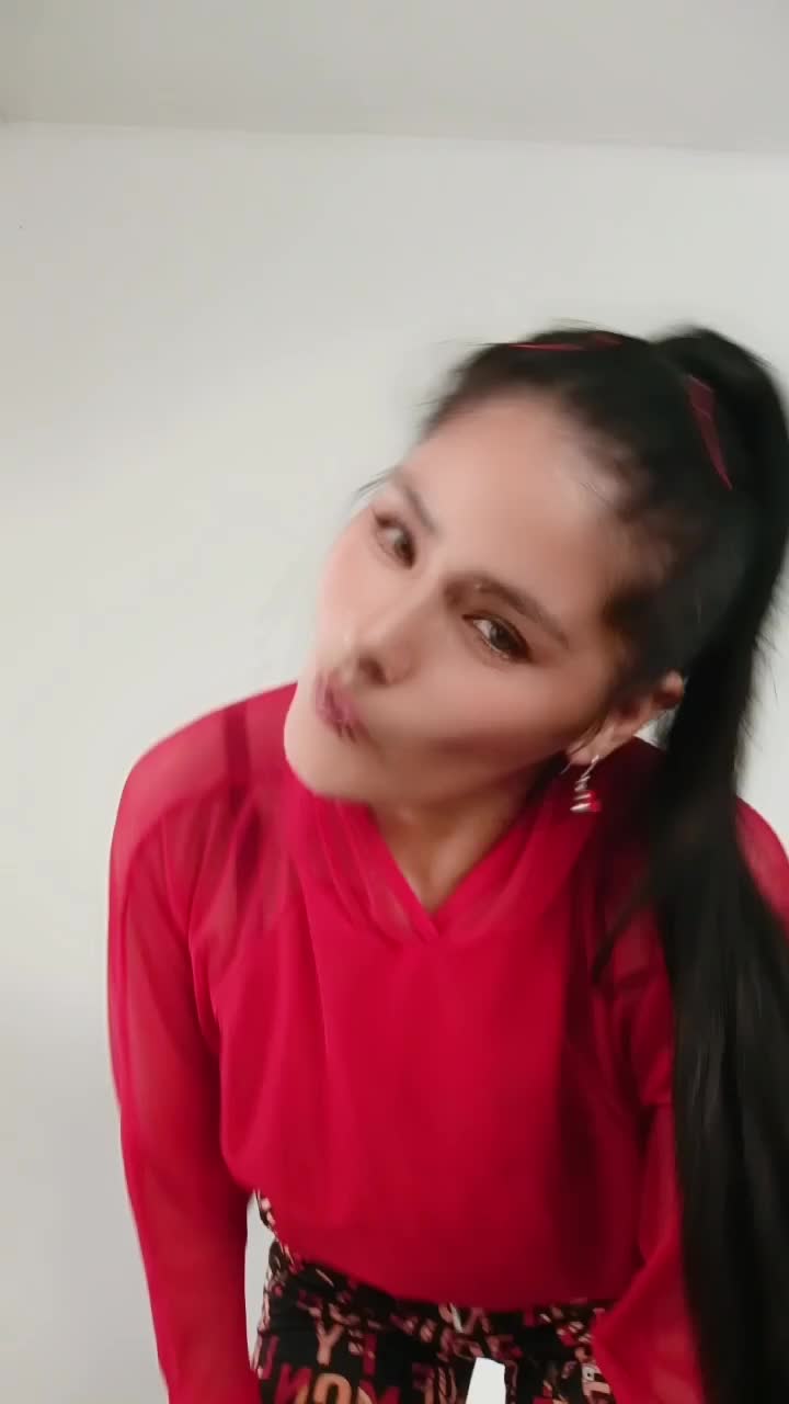 @HELEN❣️ 🐝🦋 RAYO DE LUZ 🦋🐝