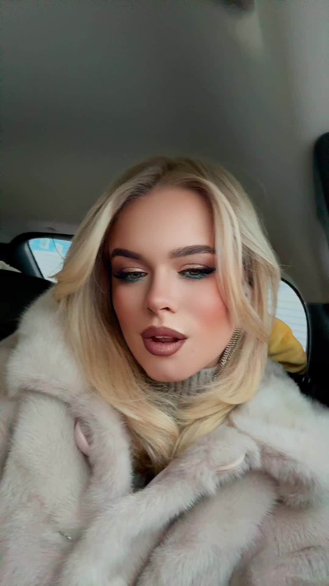 @🐣