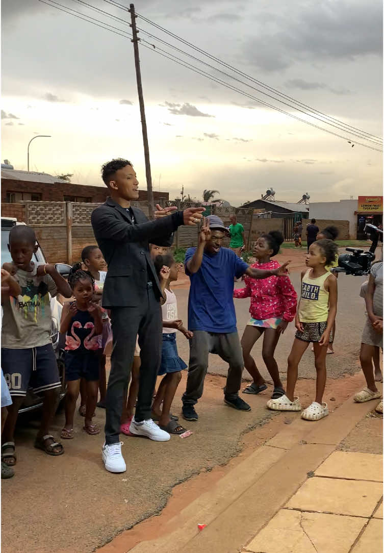 @Rickyshotsza