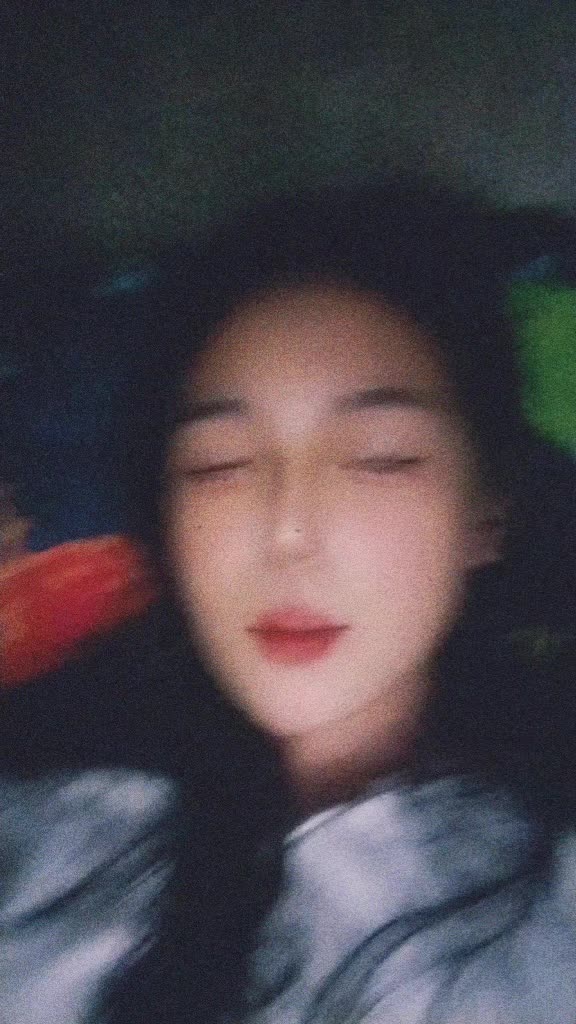 @itskrstn