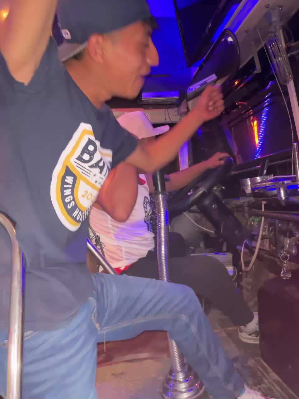 @Alex Z&aacute;rate🚎💨