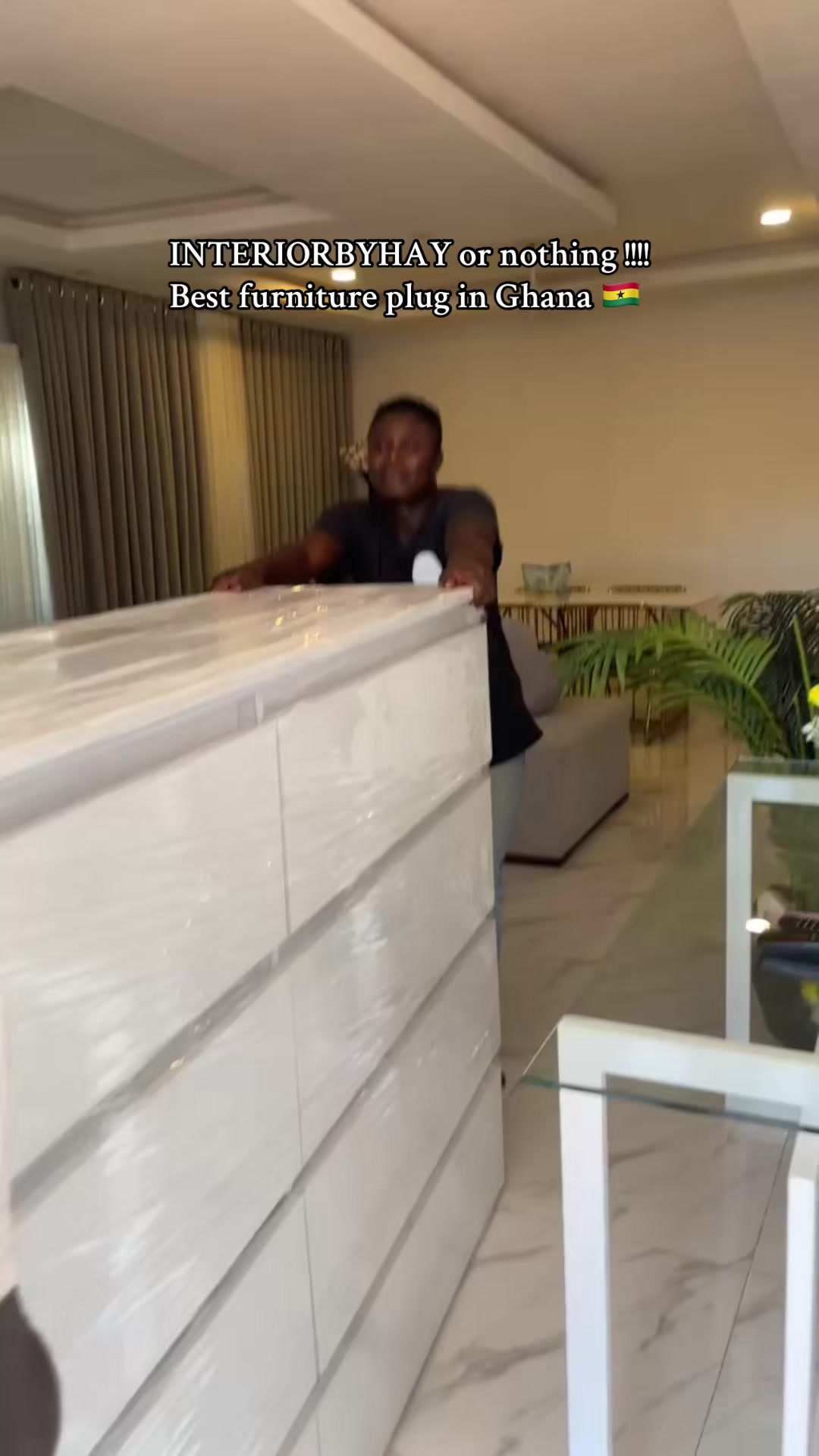 @haythefurnisher 🇬🇭
