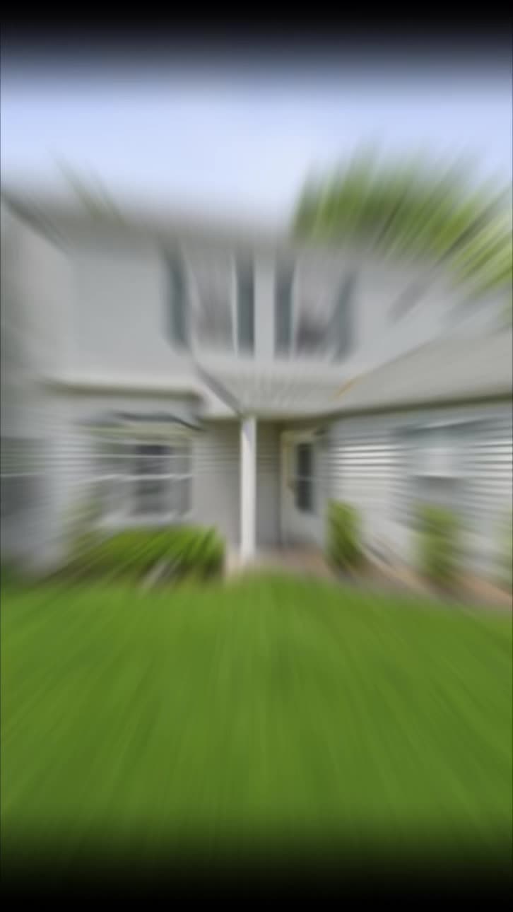 @LindaLyonsRealEstate