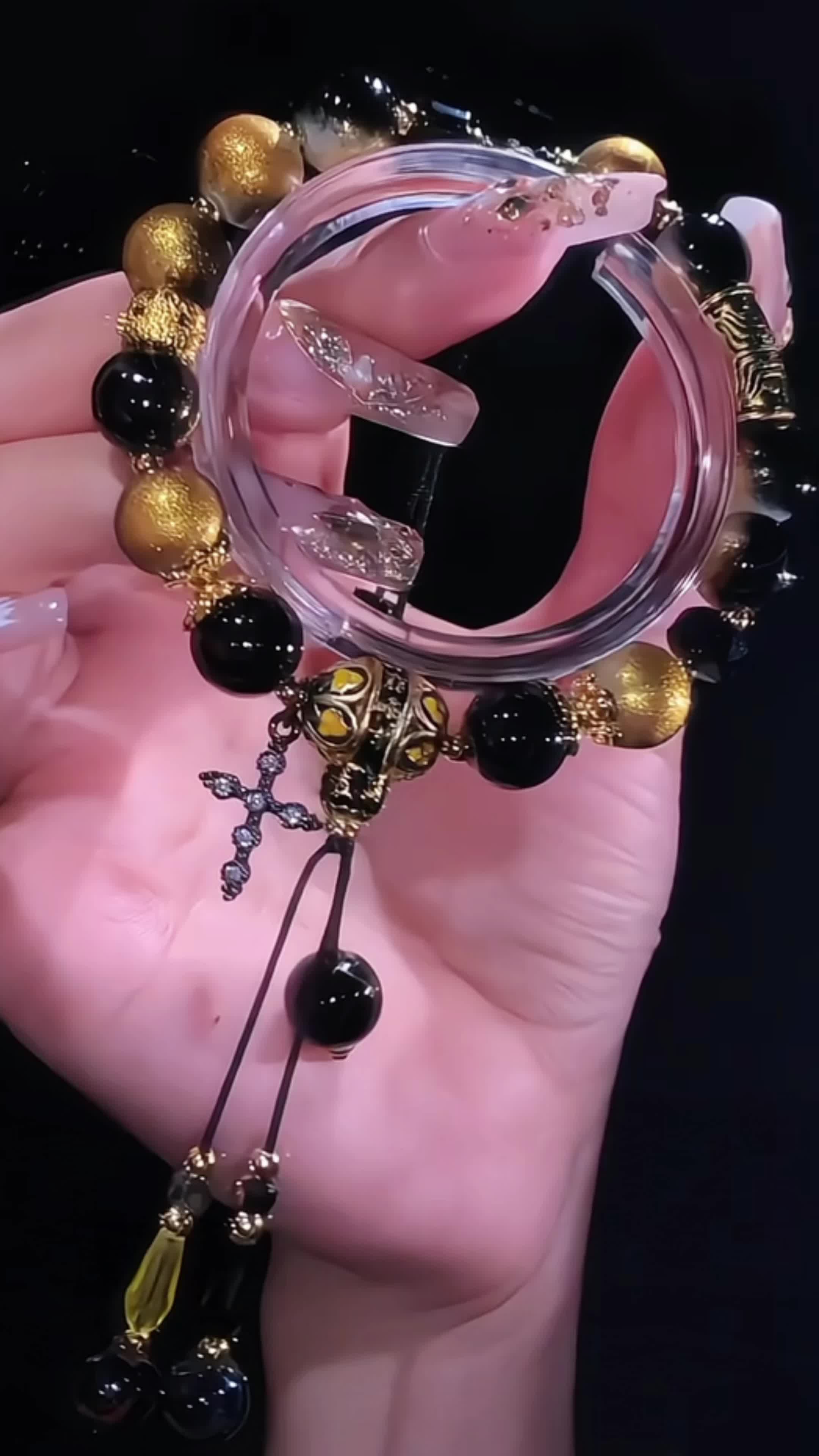 @hello.beaded