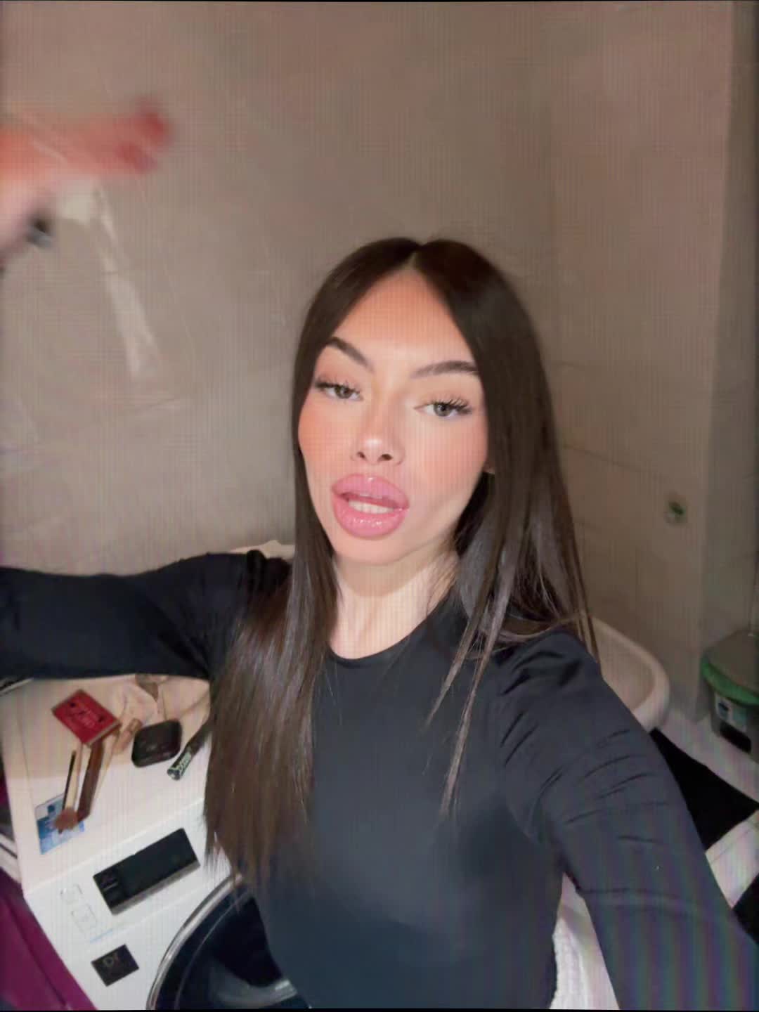 @paola🇦🇱