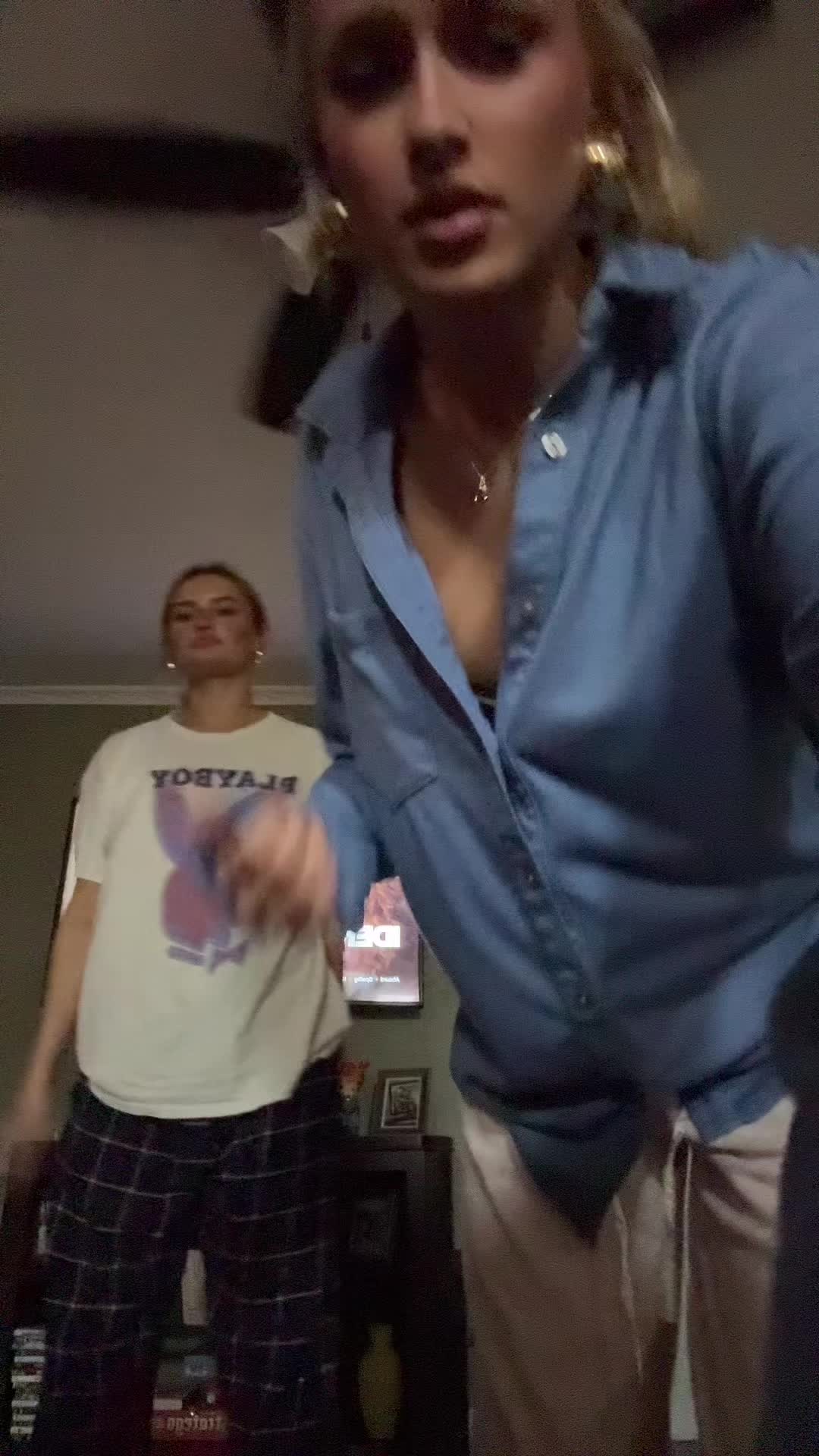 @16thsexiestpersonever
