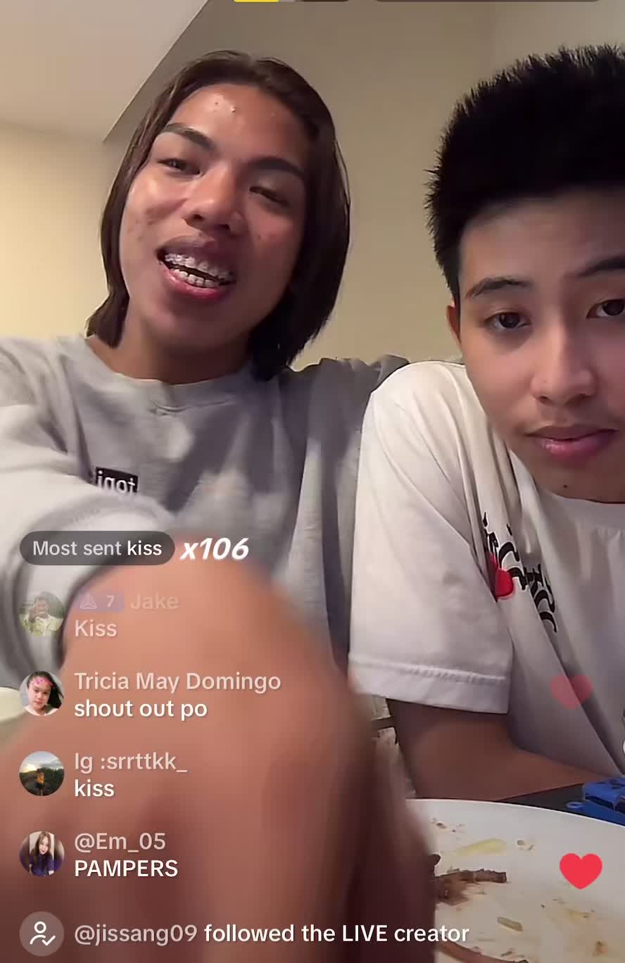 @Vrixy_Channy 👱🏼&zwj;♂️👨&zwj;🦱